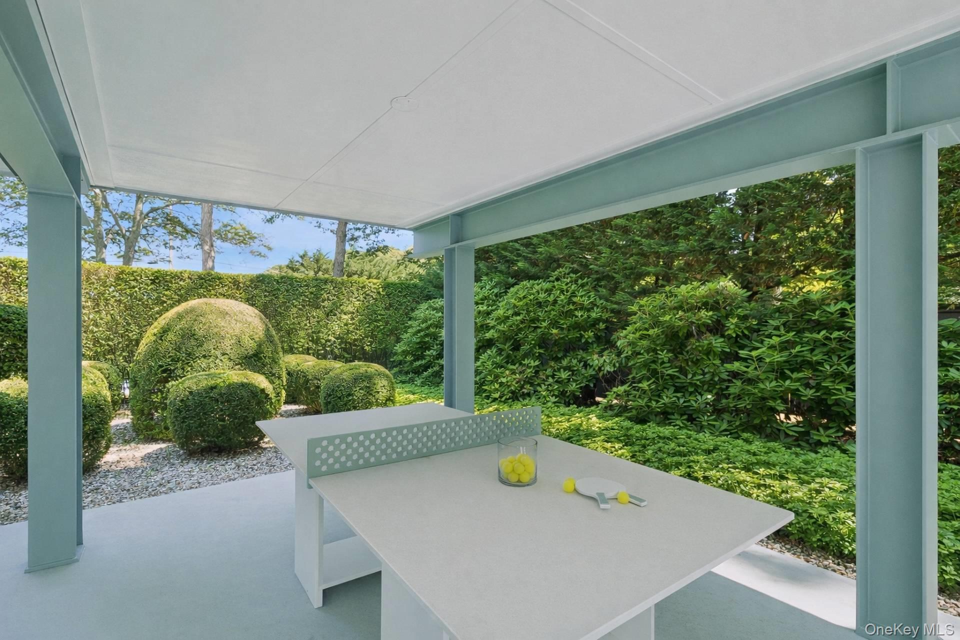 1039 Springs Fireplace Road, East Hampton, NY 11937