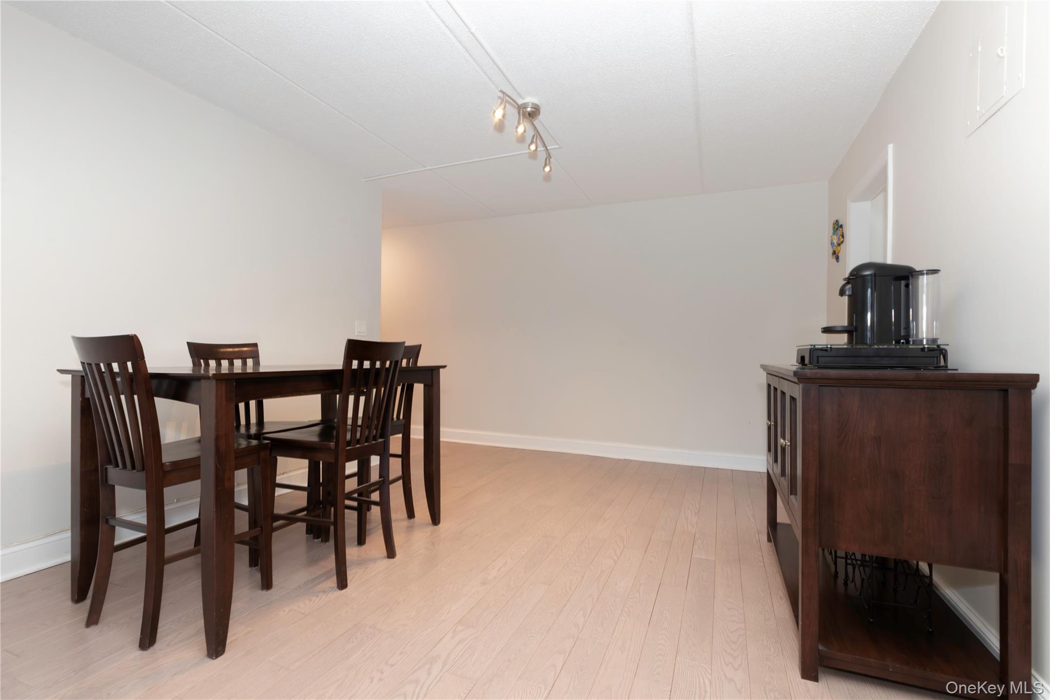 4 Consulate Drive # 3D, Tuckahoe, NY 10707