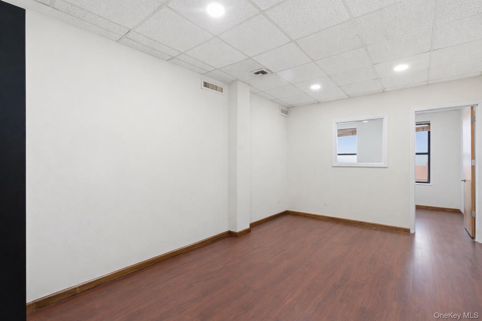 20 W Park Ave, Long Beach, NY 11561