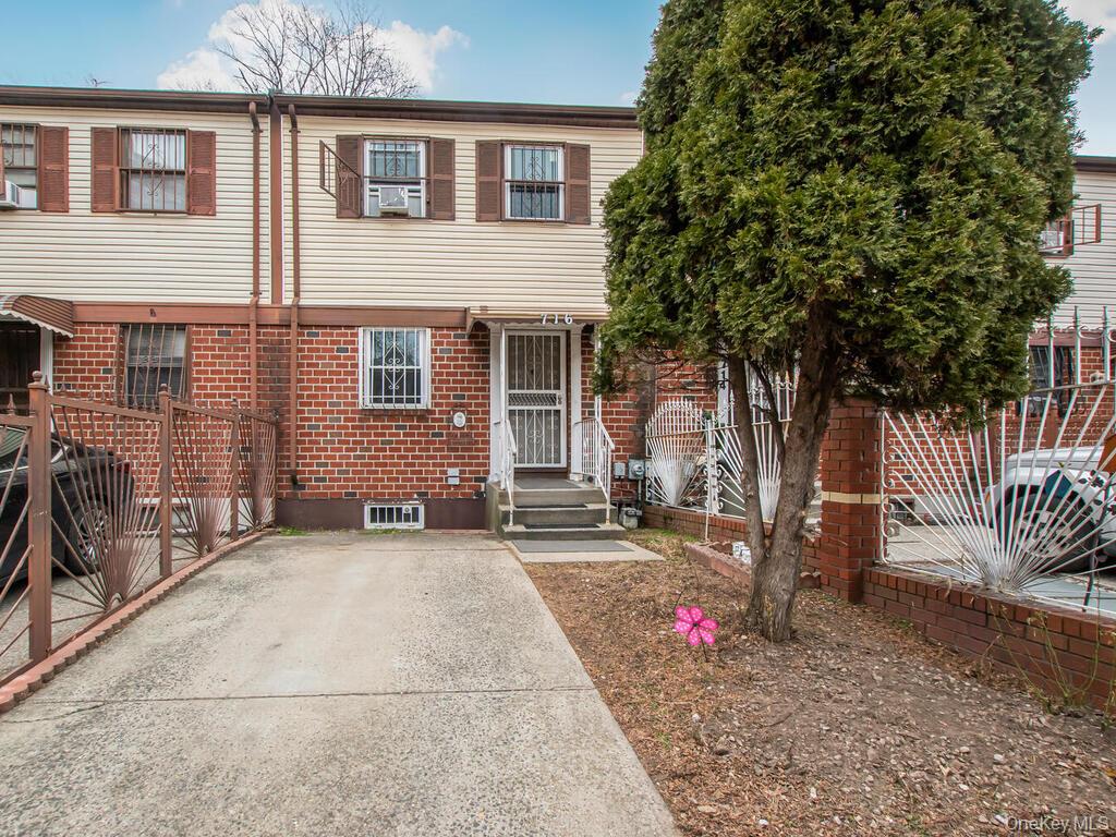 716 Saint Ann's Avenue, Bronx, NY 10455