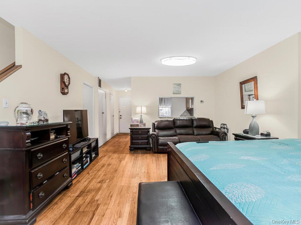 716 Saint Ann's Avenue, Bronx, NY 10455