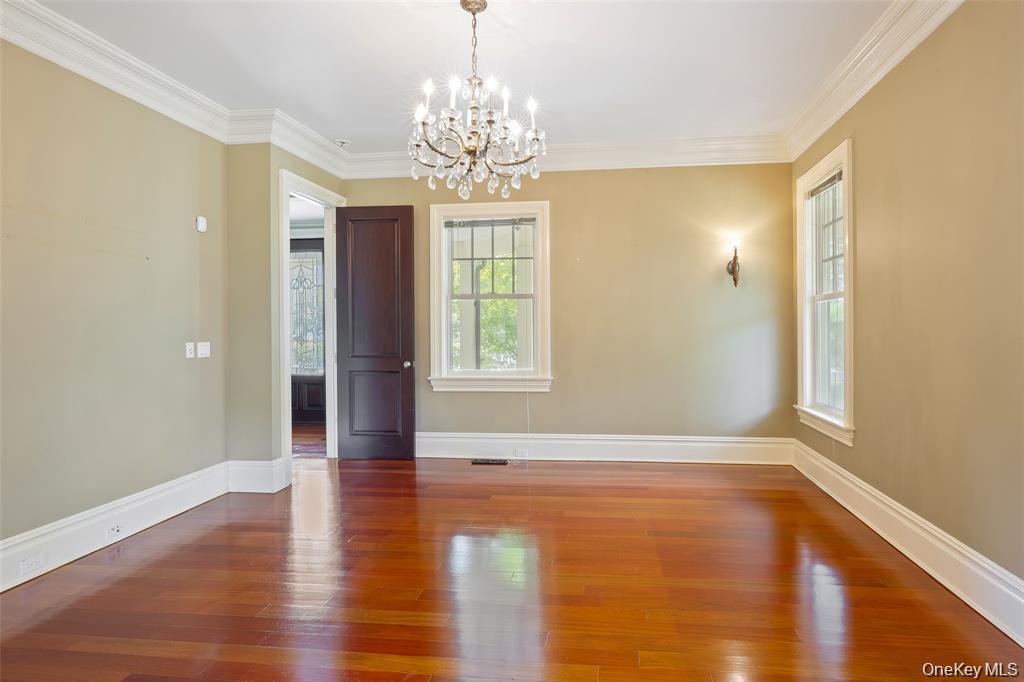 52 Brushy Neck Lane, Westhampton, NY 11977