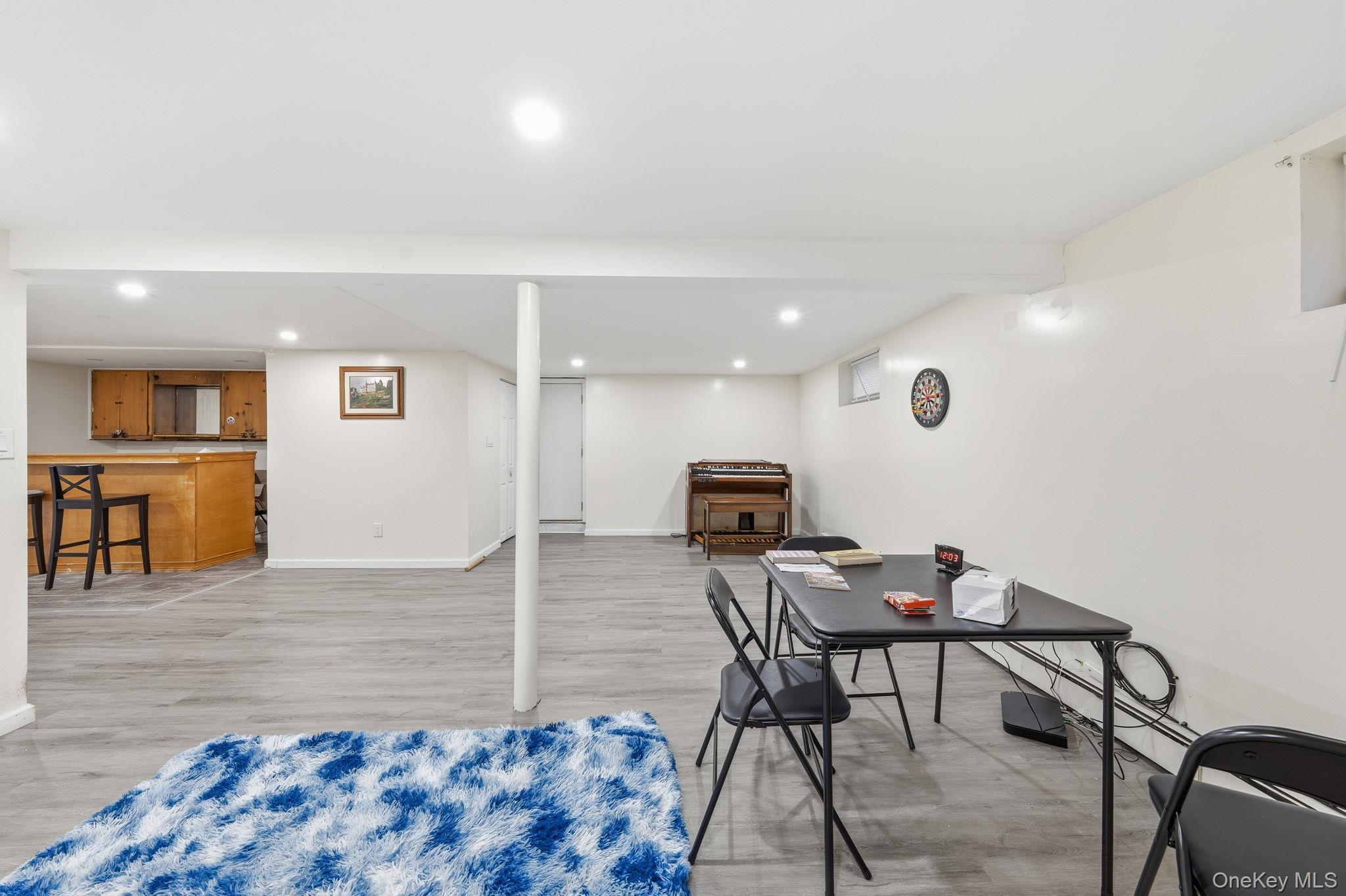 295 union Avenue, Lynbrook, NY 11563