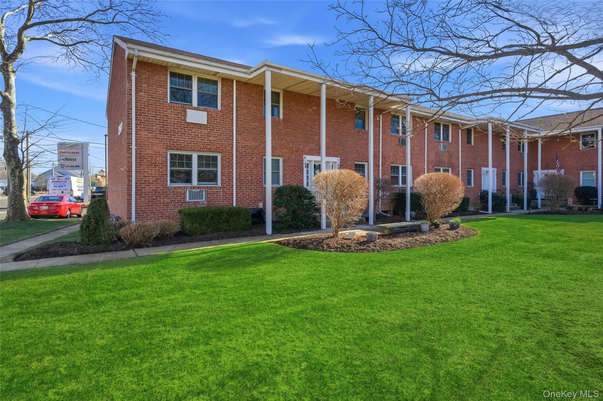 297 Merrick Road # D 1, Amityville, NY 11701