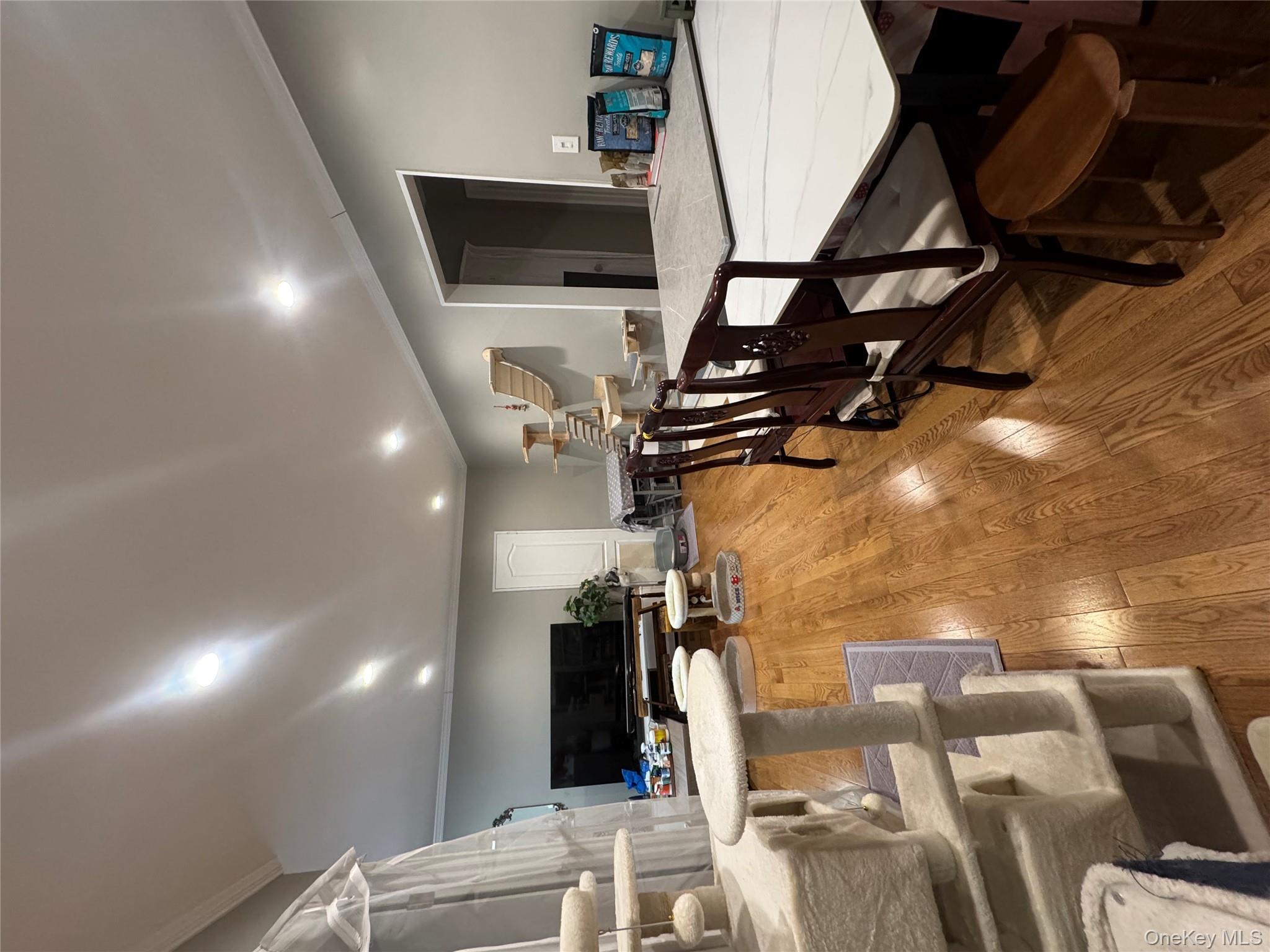 160-24 17th Ave # 1, Whitestone, NY 11357