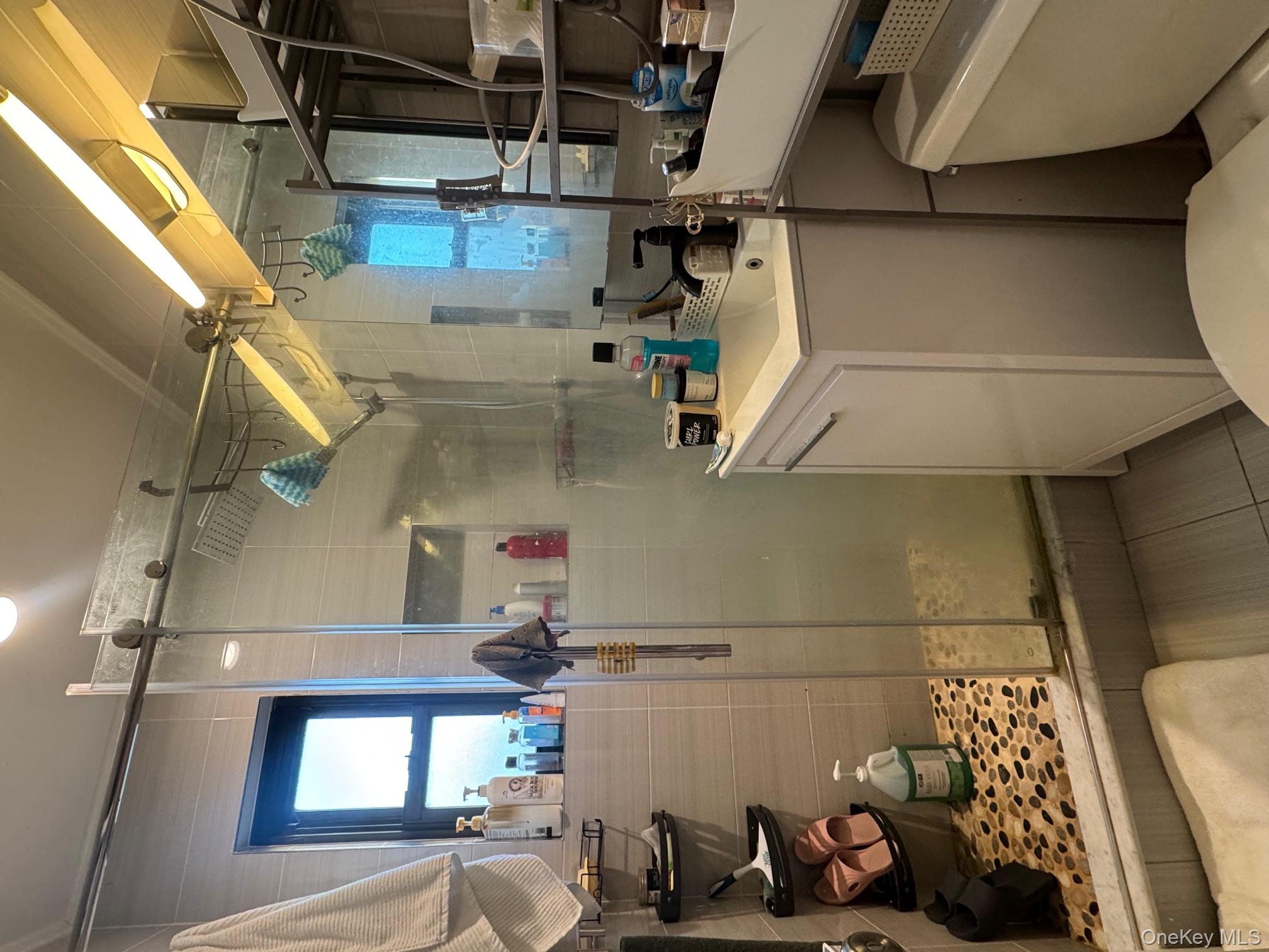 160-24 17th Ave # 1, Whitestone, NY 11357