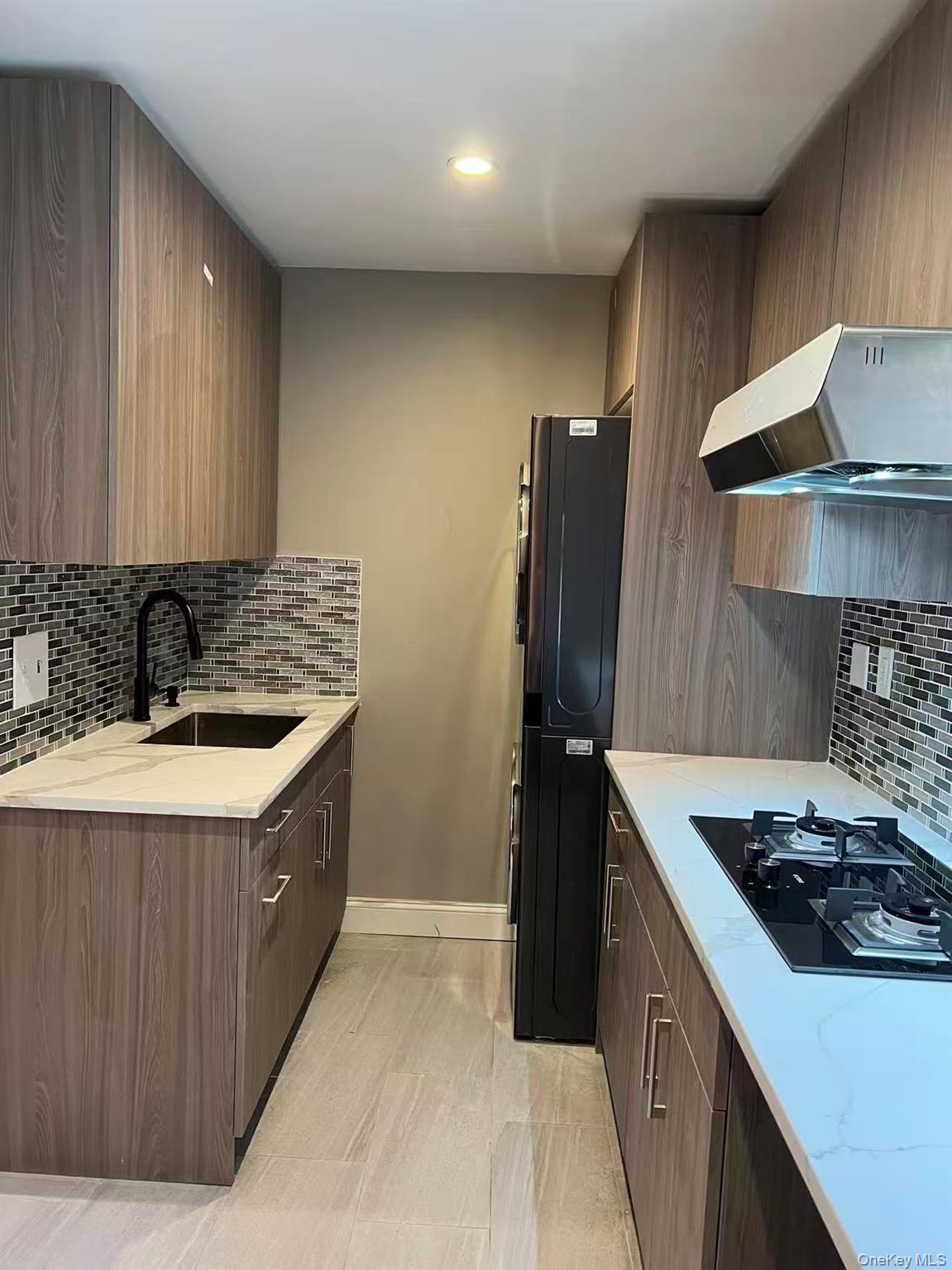 160-24 17th Ave # 1, Whitestone, NY 11357