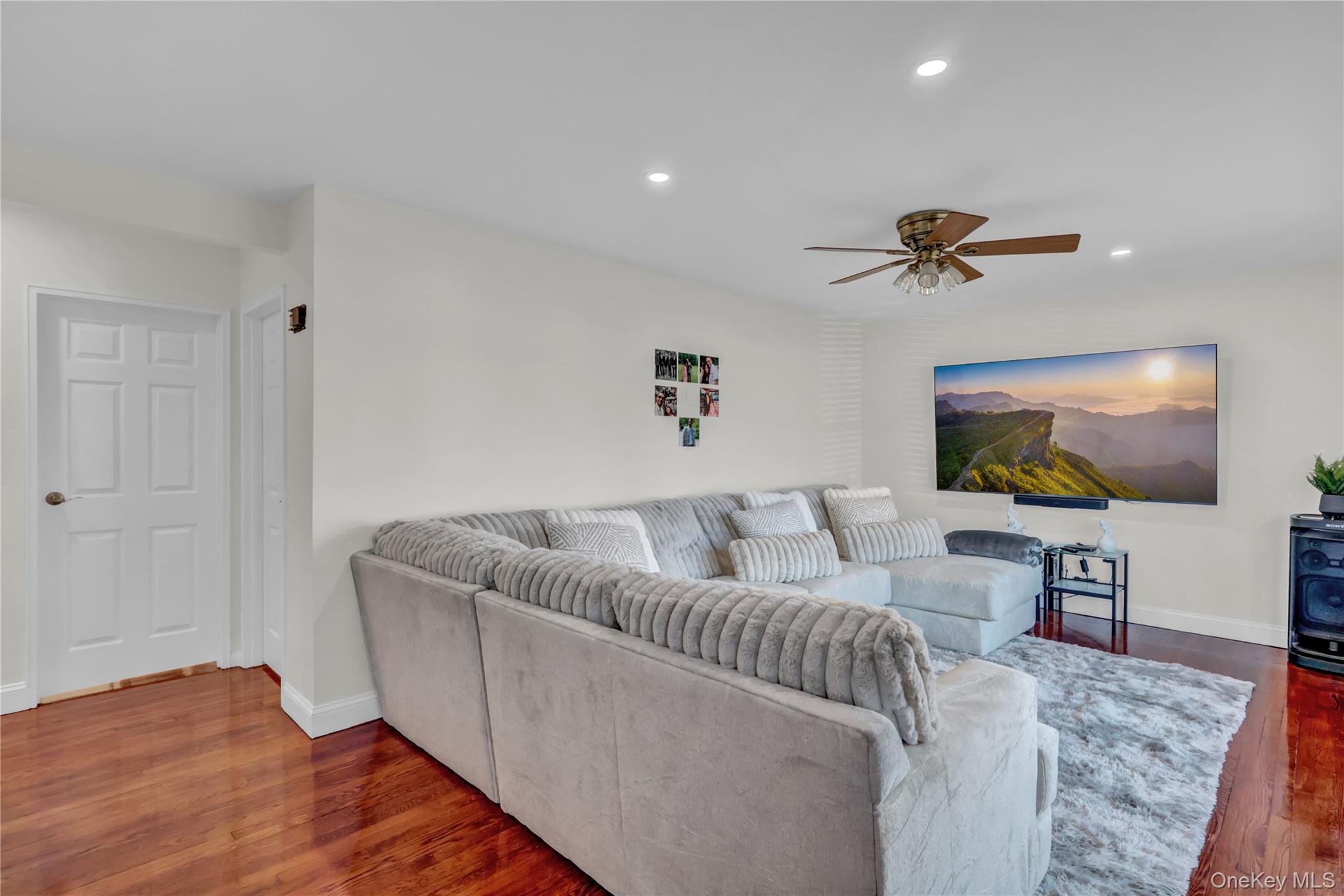 14 Lisa Drive, Deer Park, NY 11729