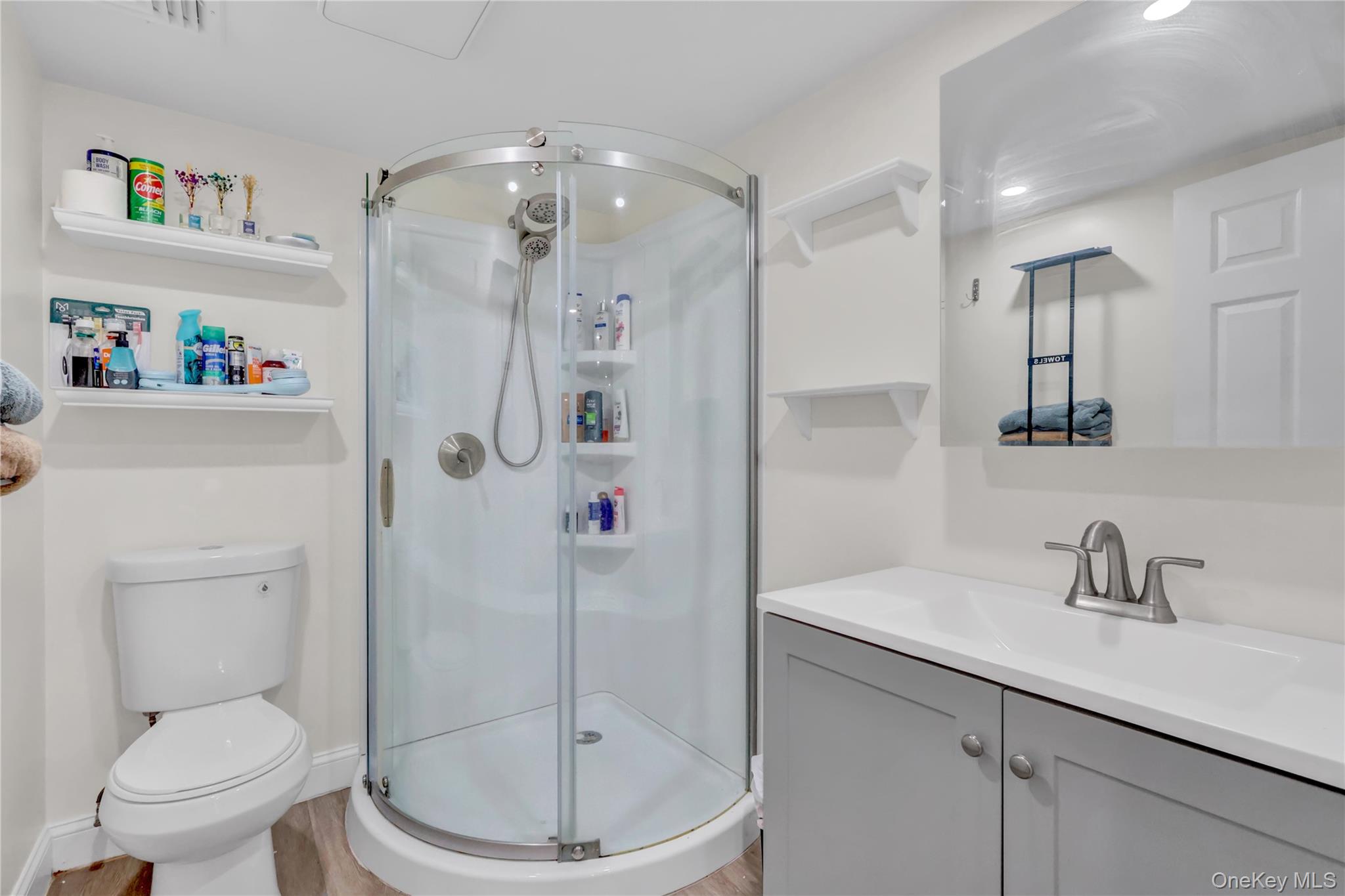 14 Lisa Drive, Deer Park, NY 11729