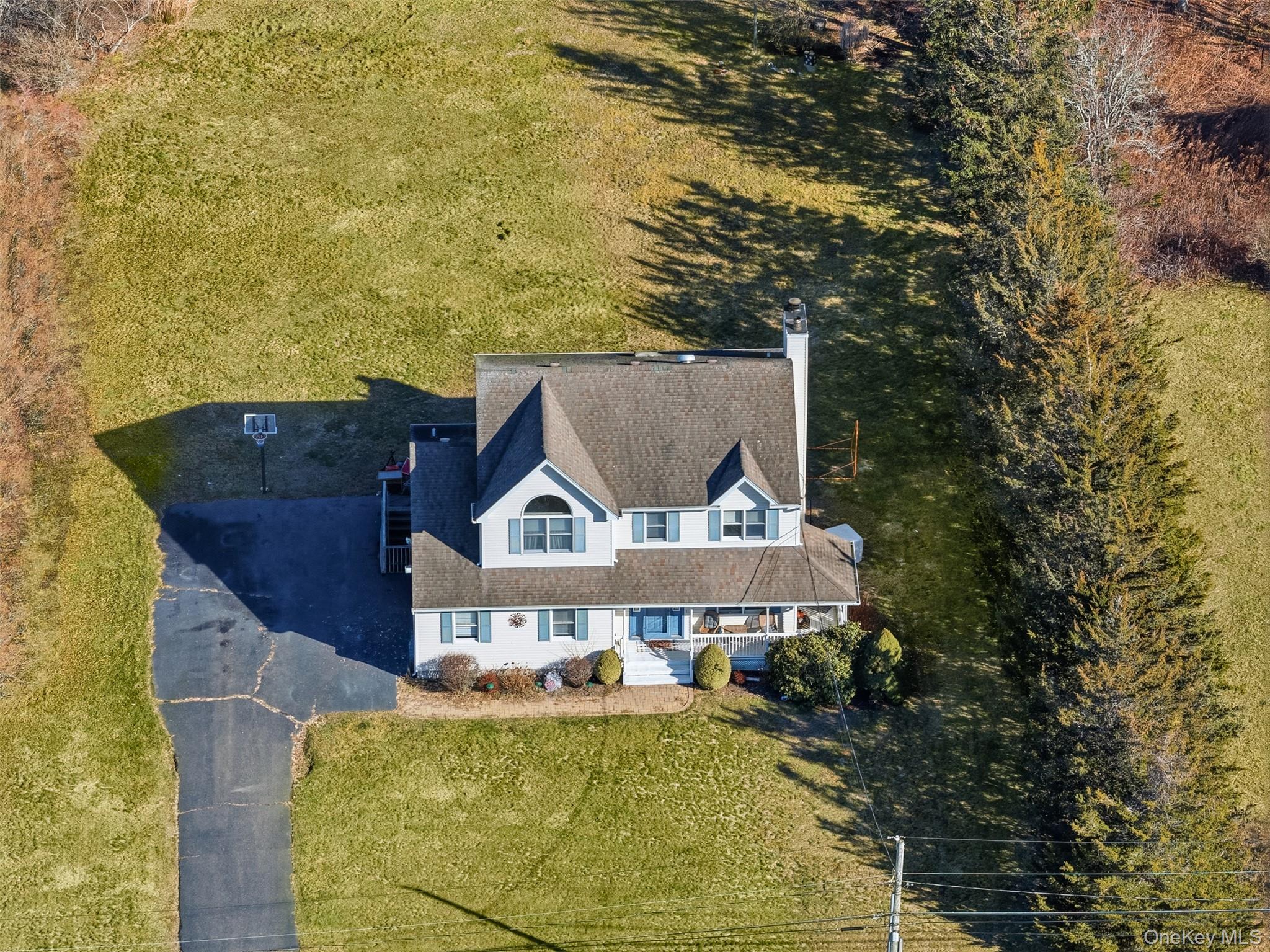 5750 Aldrich Lane, Mattituck, NY 11952