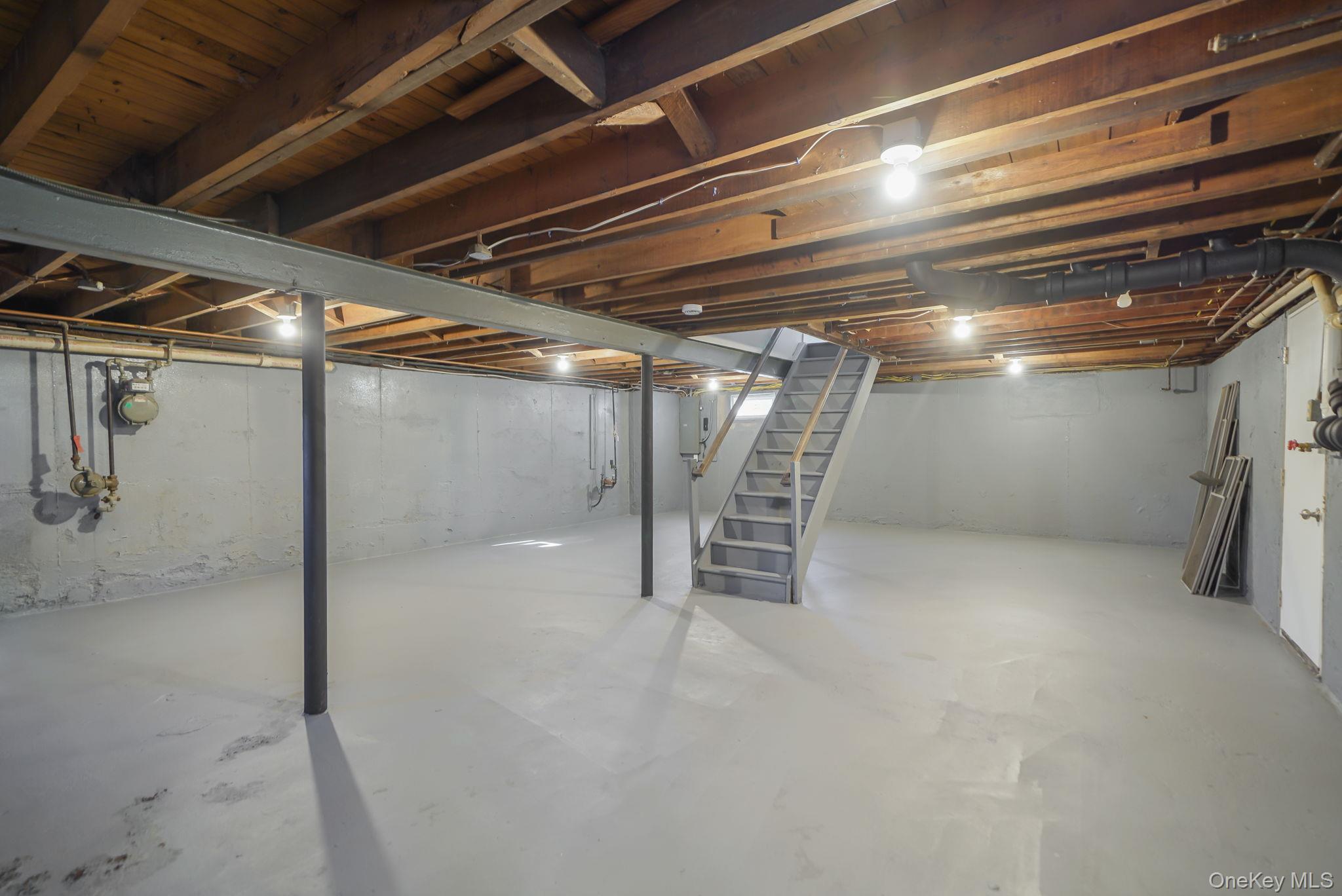 212 Babylon Turnpike, Merrick, NY 11566