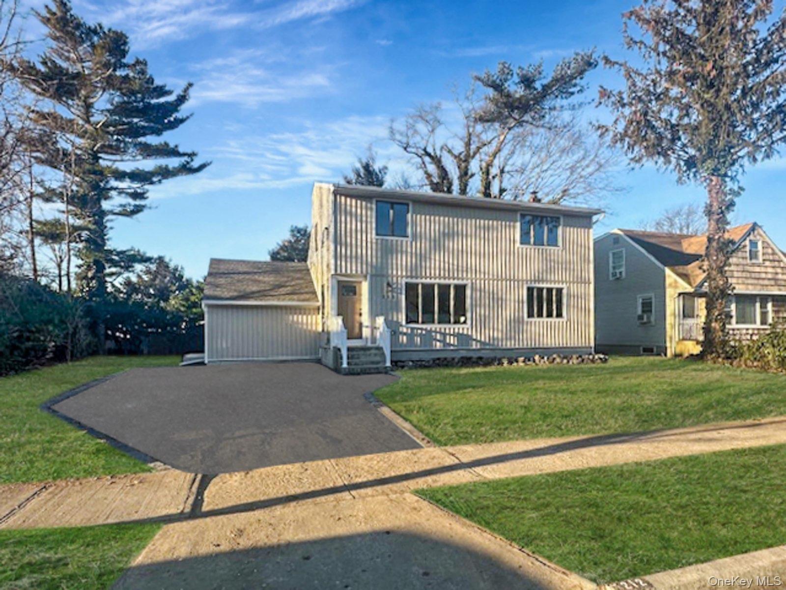 212 Babylon Turnpike, Merrick, NY 11566