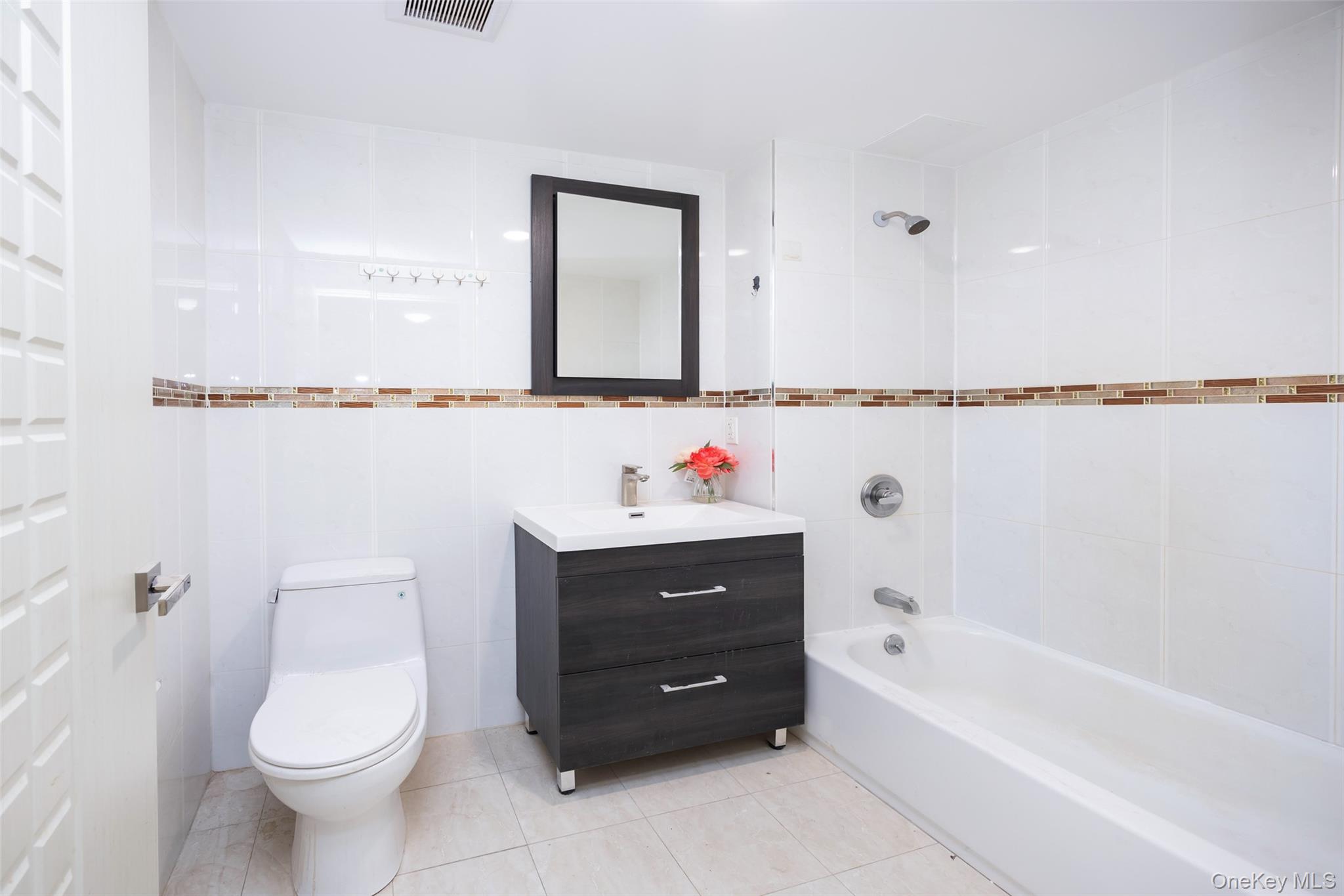 138-12 Northern Boulevard # 6F, Flushing, NY 11354