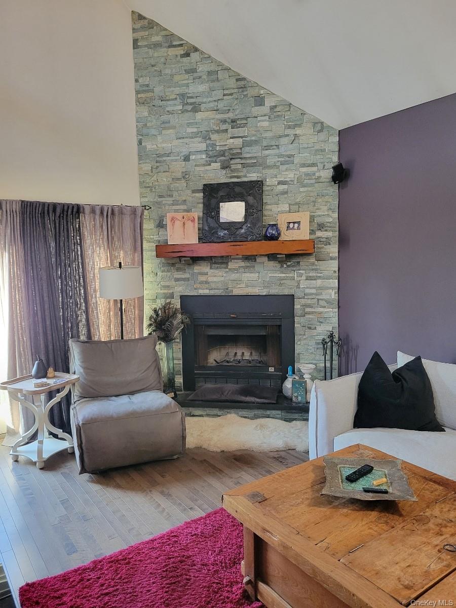 2 Martin Place, Northport, NY 11768