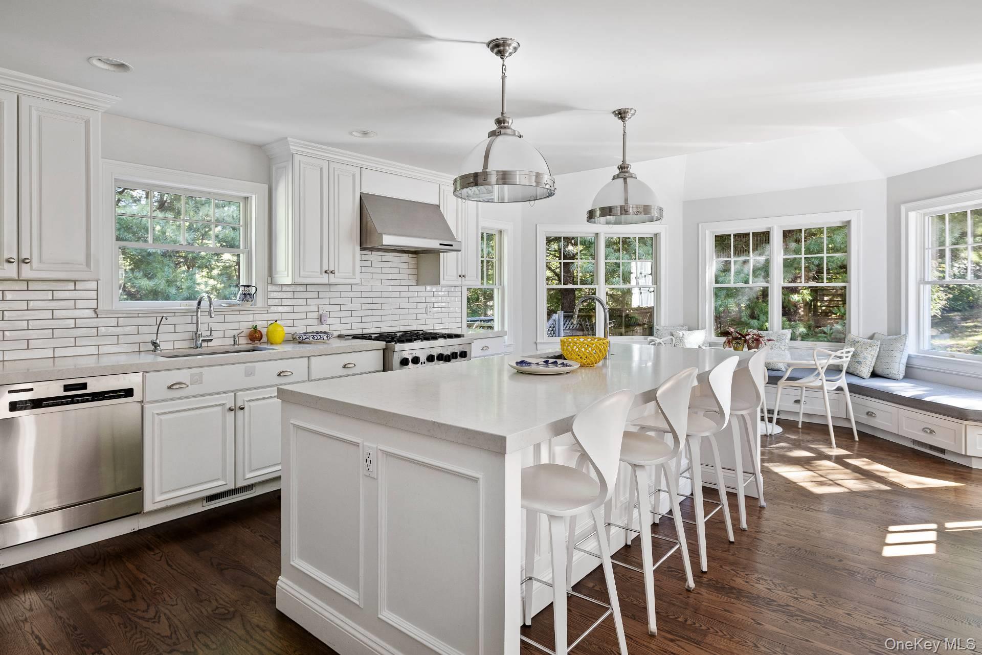 8 Devon Woods Close, Amagansett, NY 11930