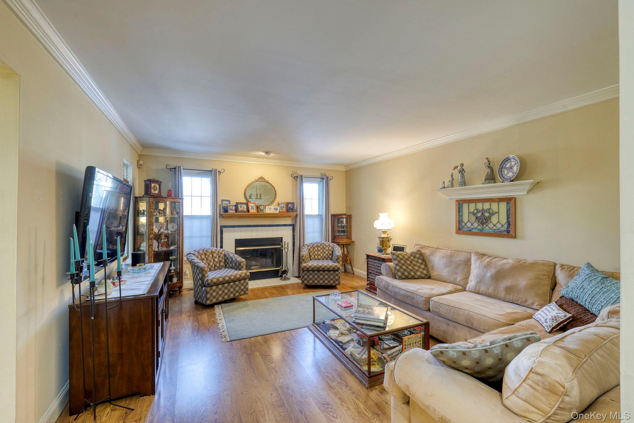 7 Birkdale Court, Poughkeepsie, NY 12603