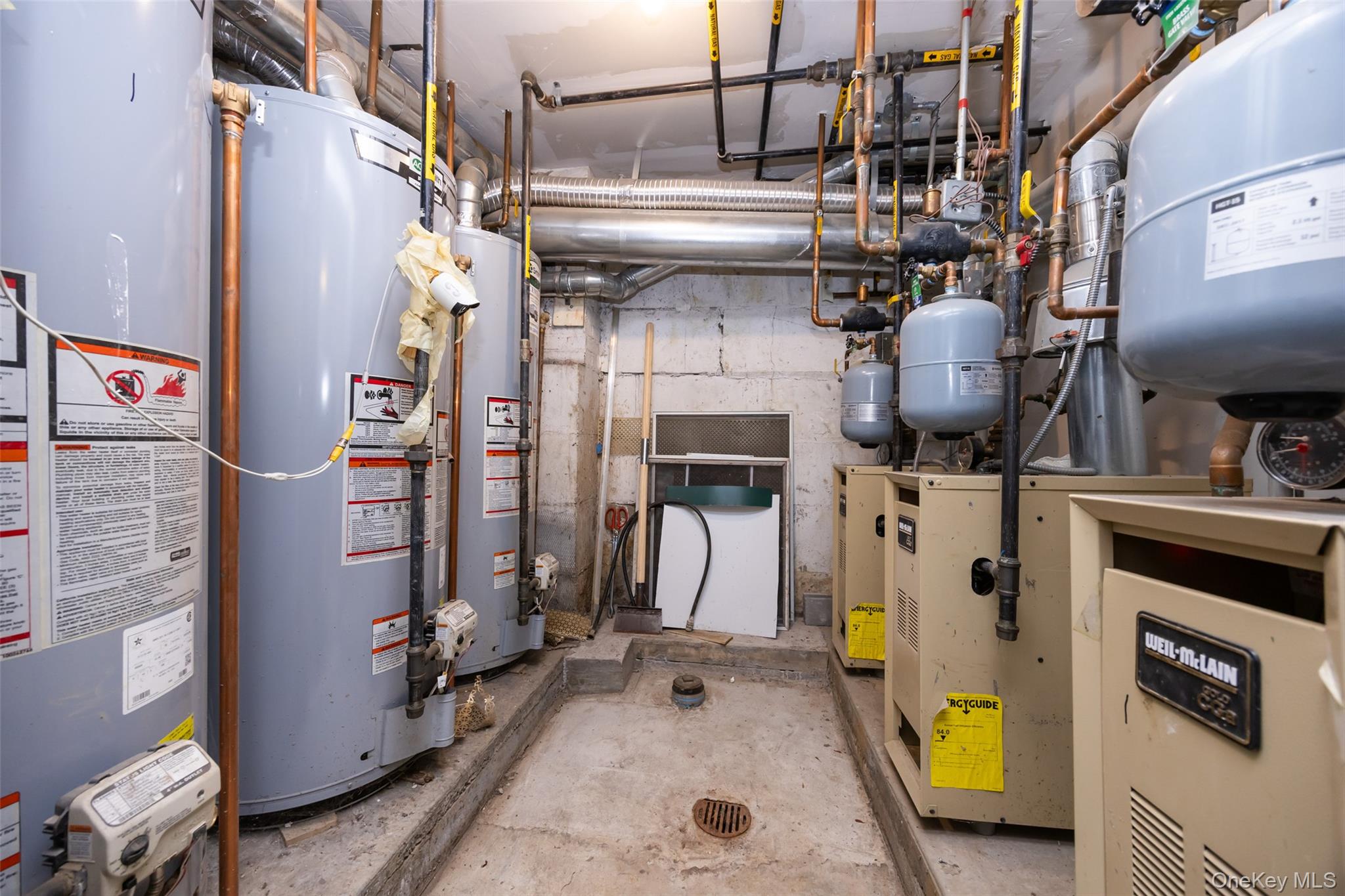 37-46 83rd Street, Jackson Heights, NY 11372