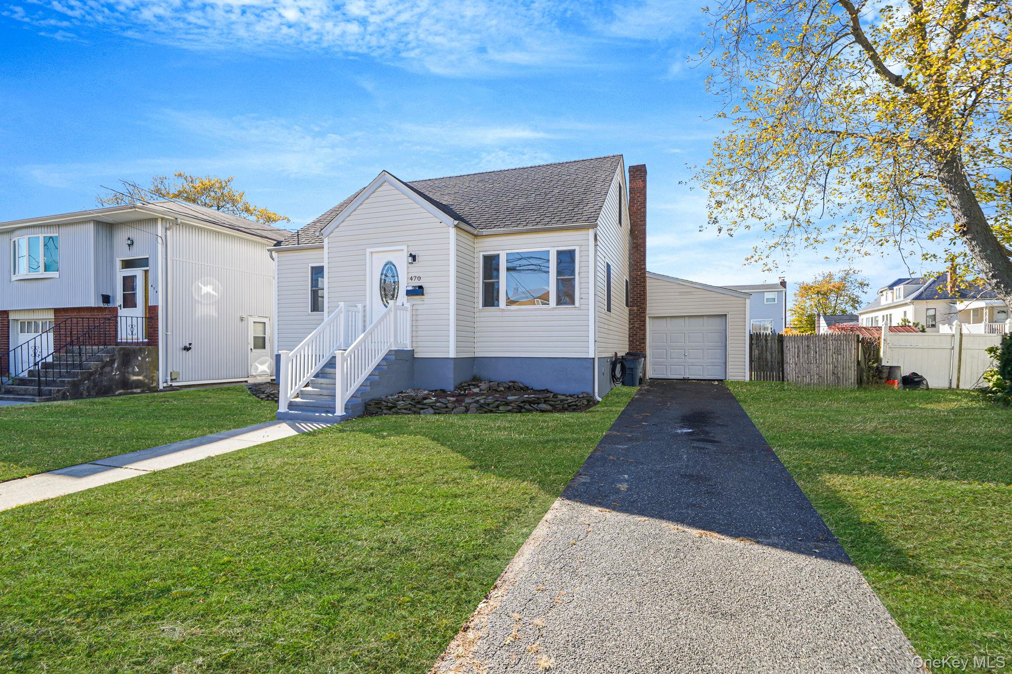 470 Miller Avenue, Freeport, NY 11520