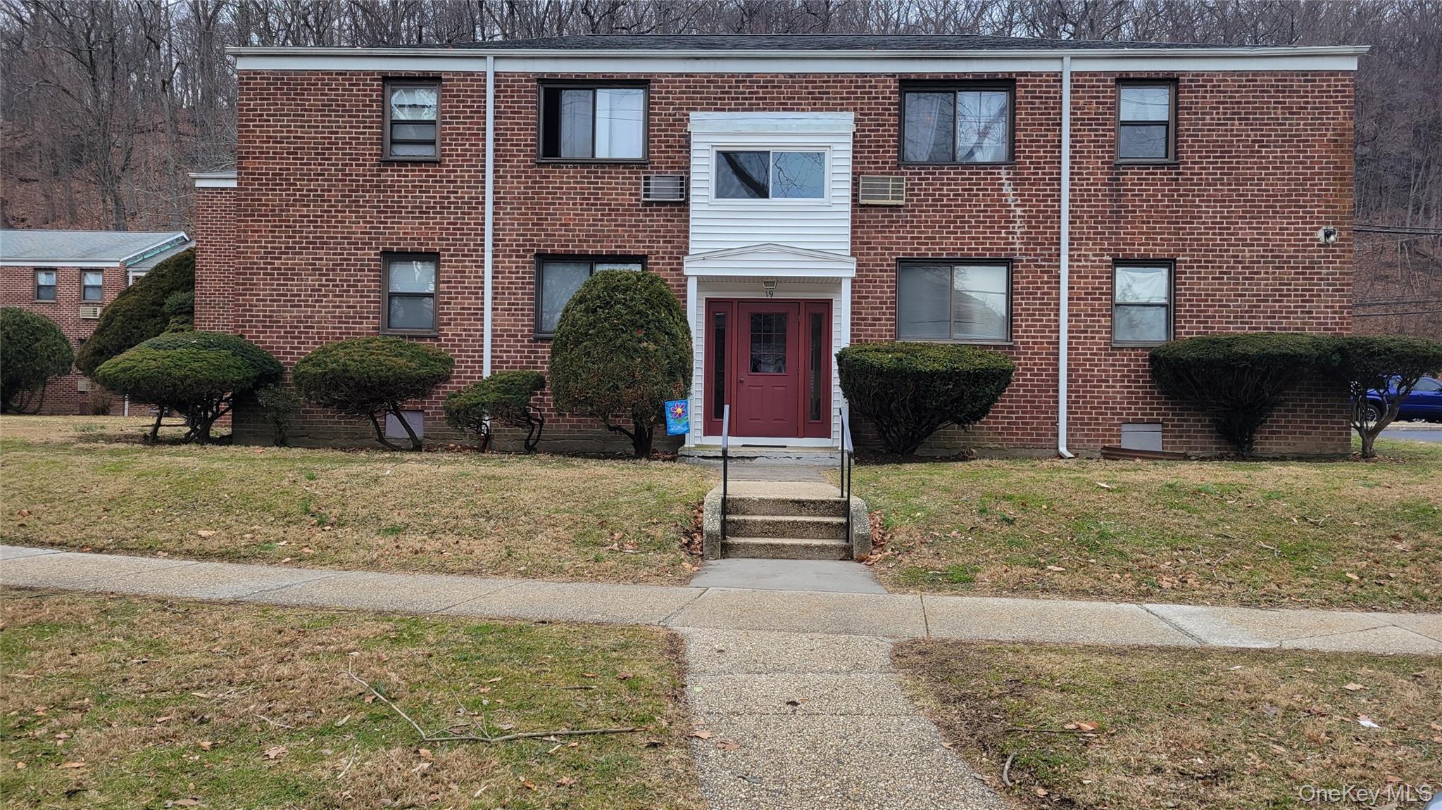 19 Lawrence Drive # A, White Plains, NY 10603