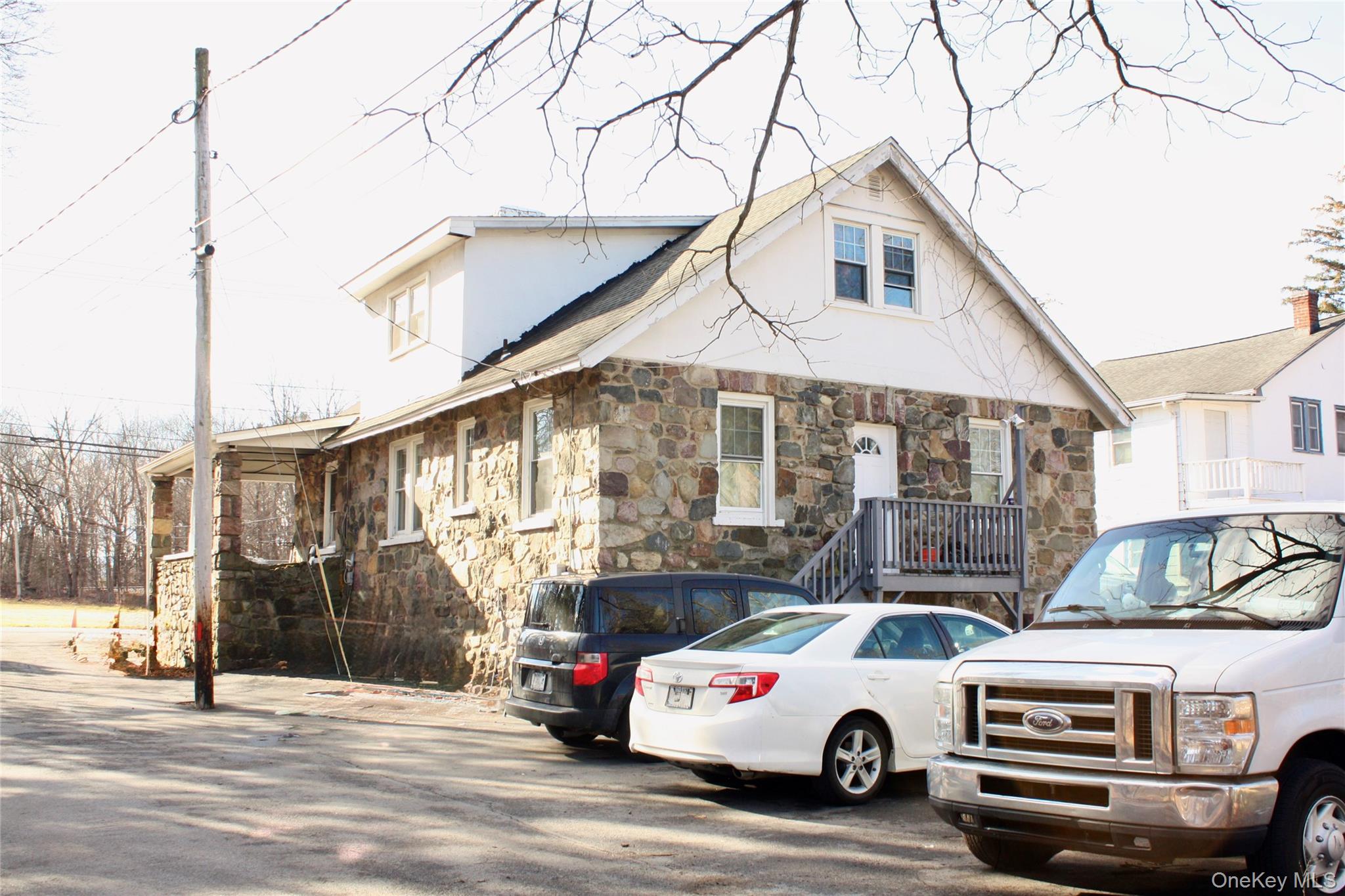 51 Estrada Road, Woodbury, NY 10917