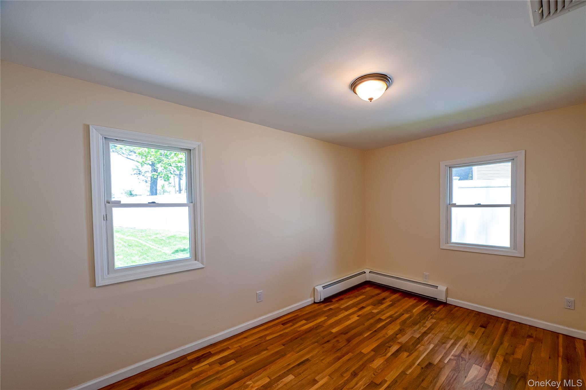 69 Allan Drive, East Norwich, NY 11732