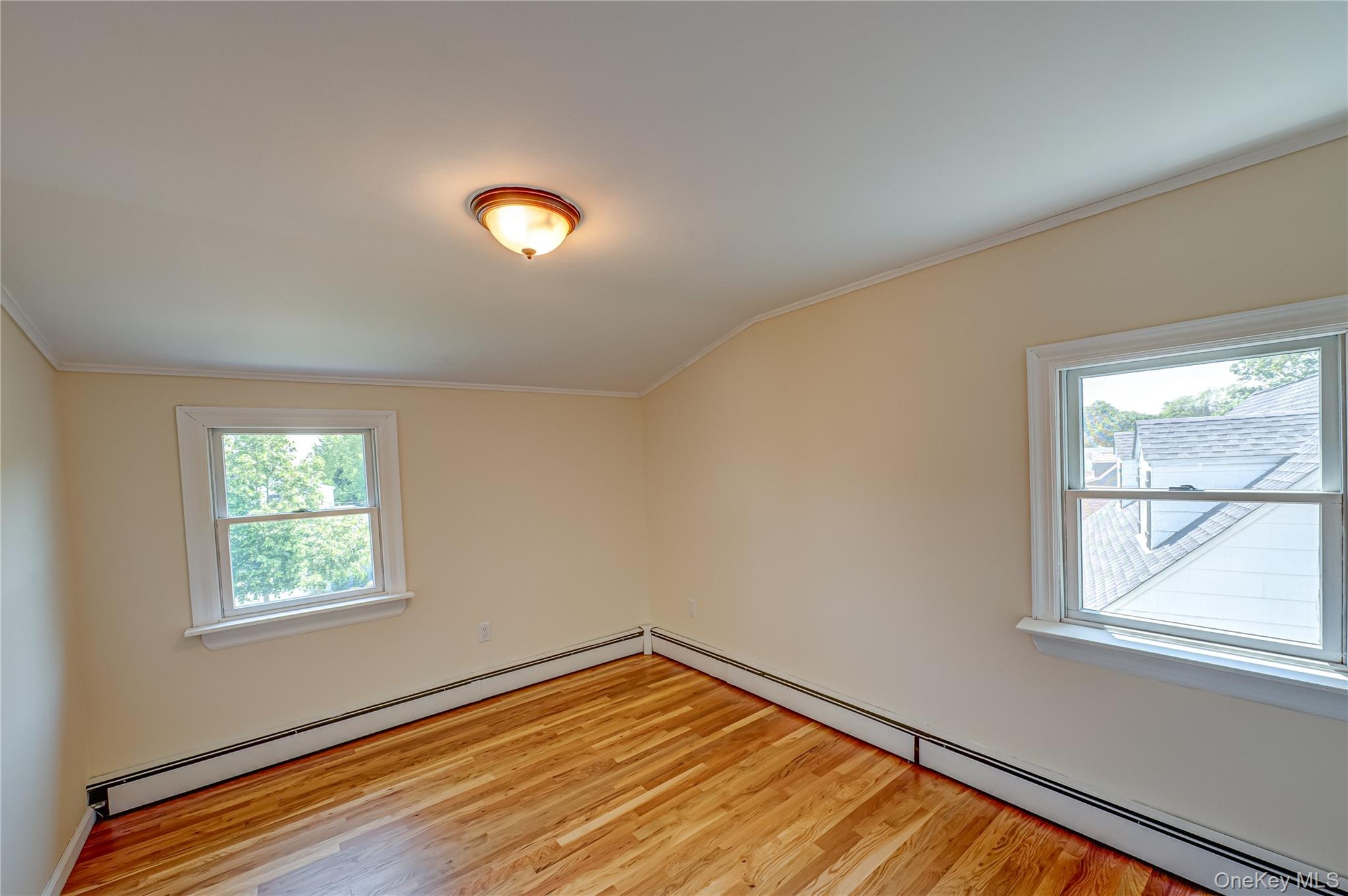 69 Allan Drive, East Norwich, NY 11732