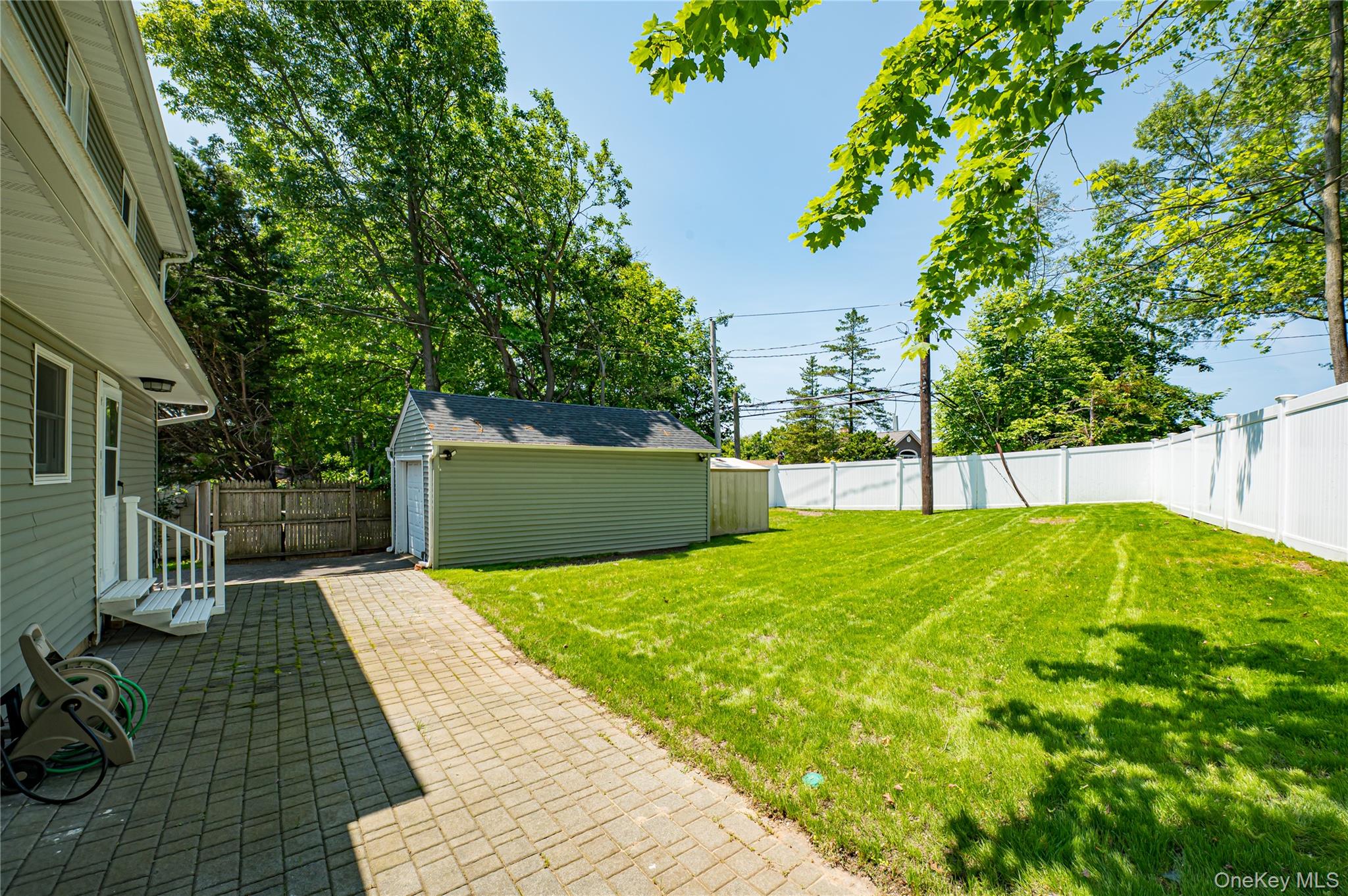 69 Allan Drive, East Norwich, NY 11732