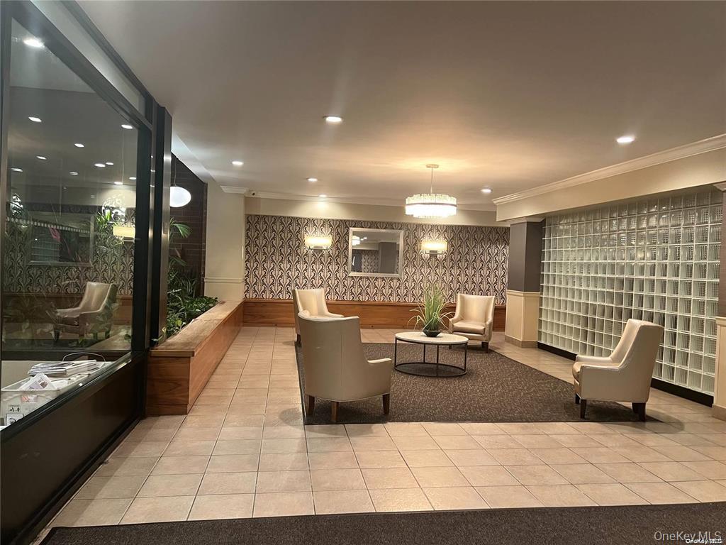 20 Wendell Street # 18A, Hempstead, NY 11550