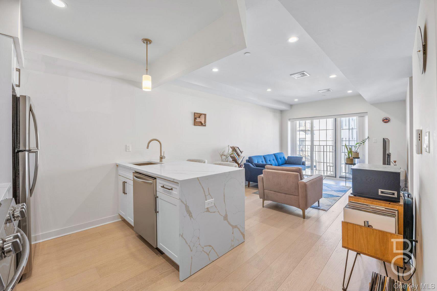 25-74 34th Street # 4C, Astoria, NY 11103