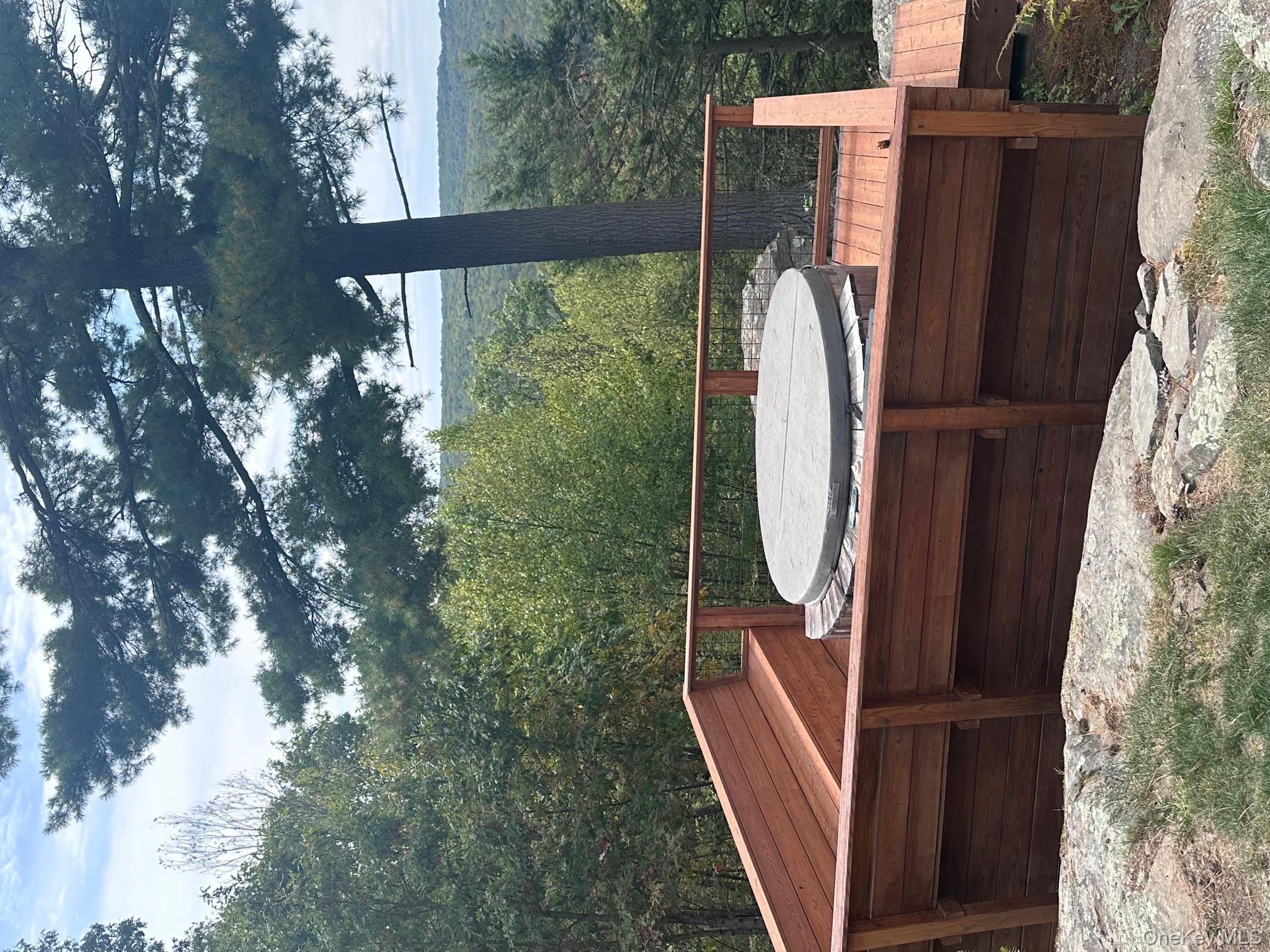 385 Evergreen Lane, Narrowsburg, NY 12764