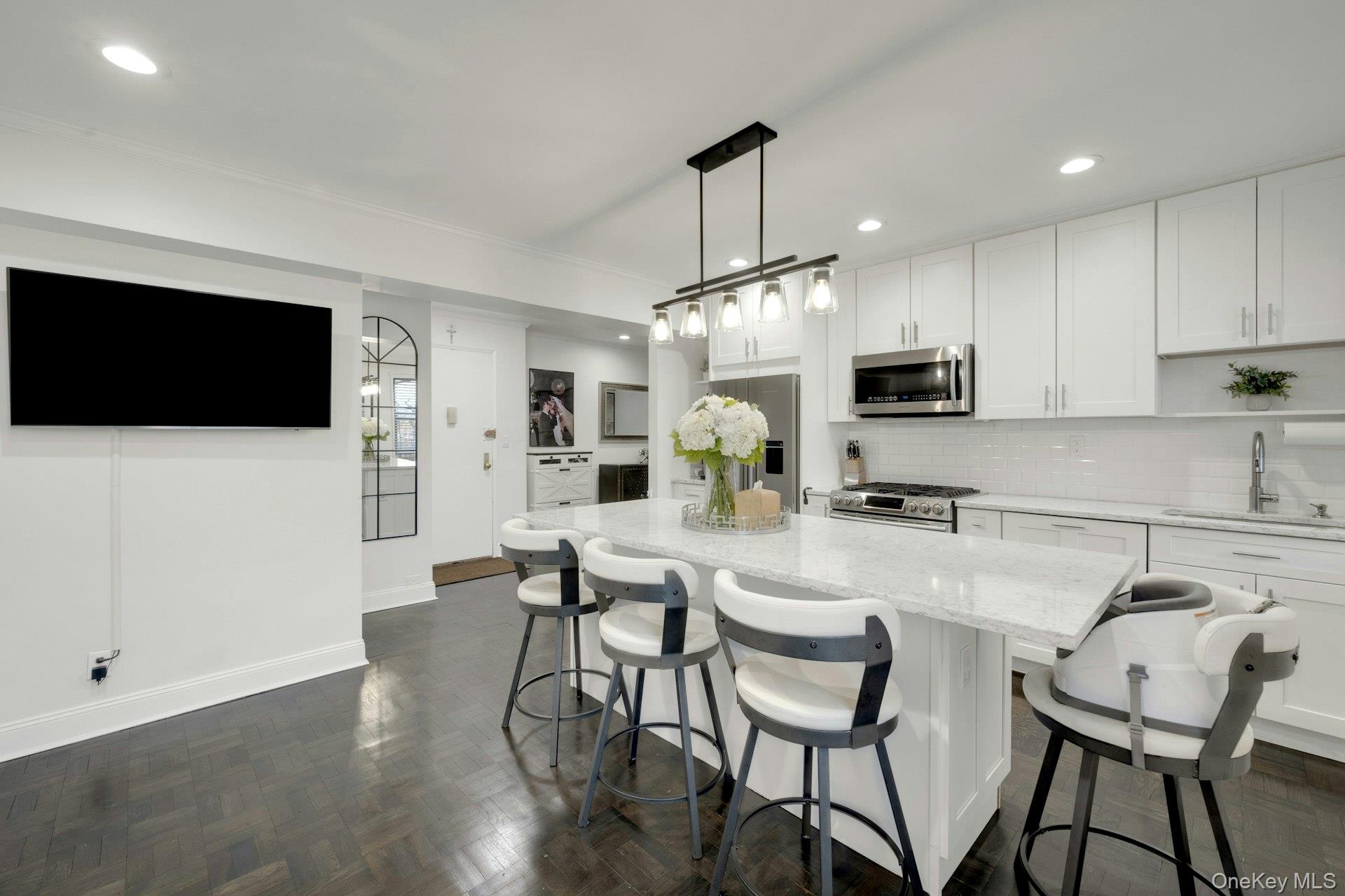 609 Palmer Road # 2J, Yonkers, NY 10701