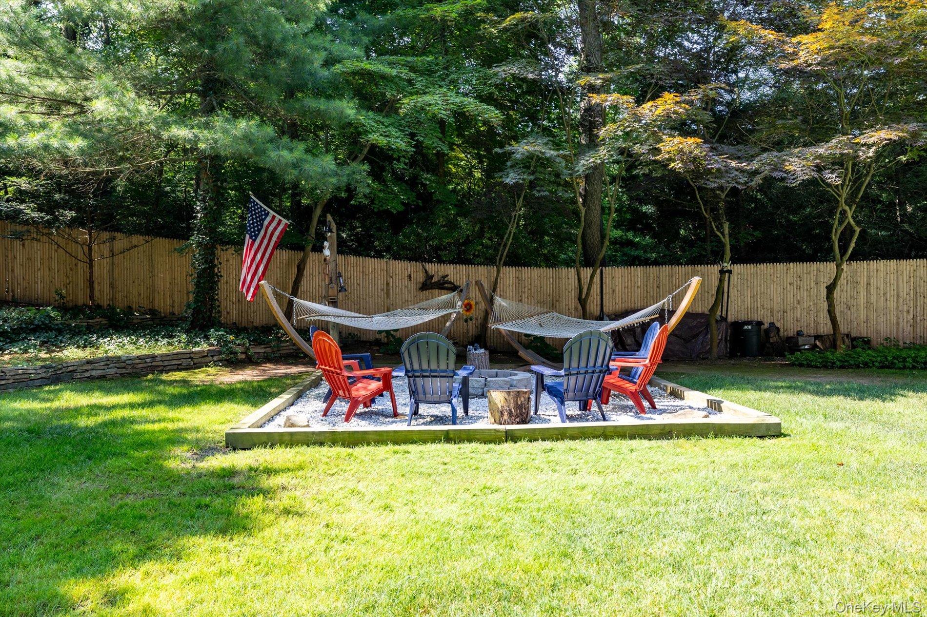 2 Meadowlark Lane, Huntington, NY 11743