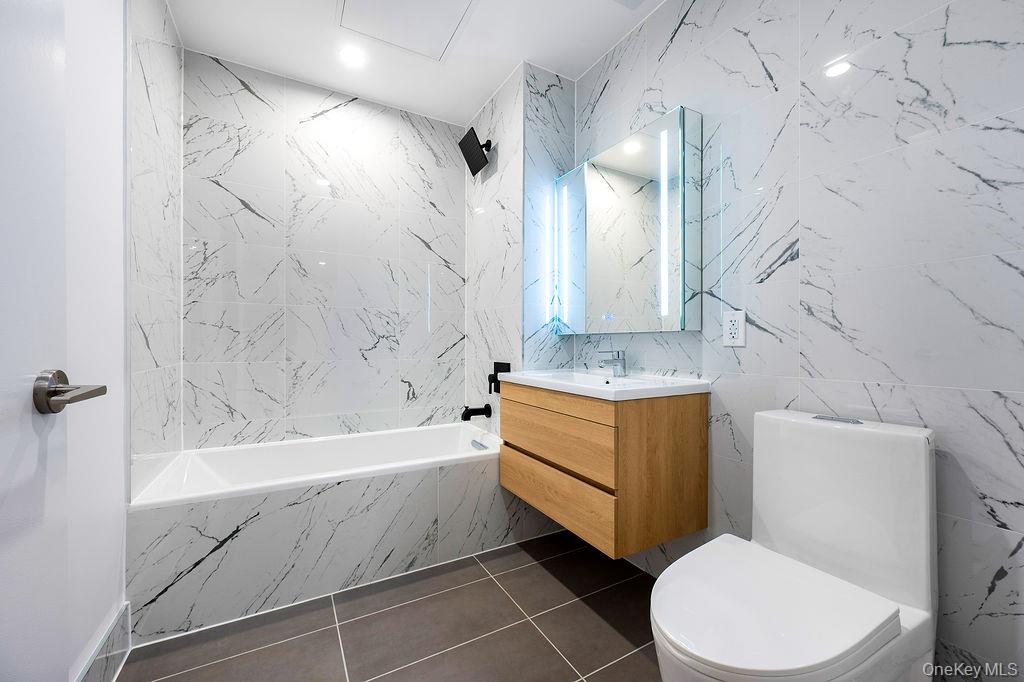 150-02 Northern Boulevard # 4K, Flushing, NY 11354