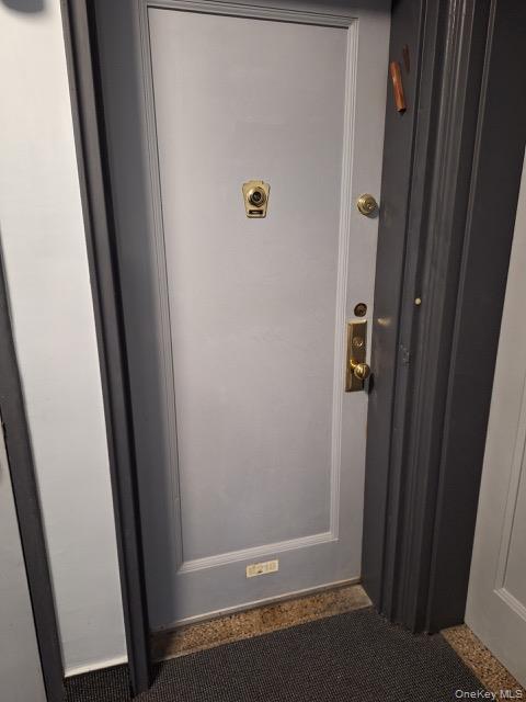 250 Central Avenue # E218, Lawrence, NY 11559