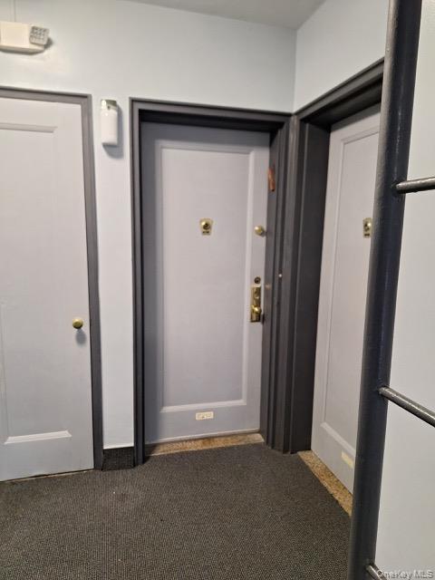 250 Central Avenue # E218, Lawrence, NY 11559