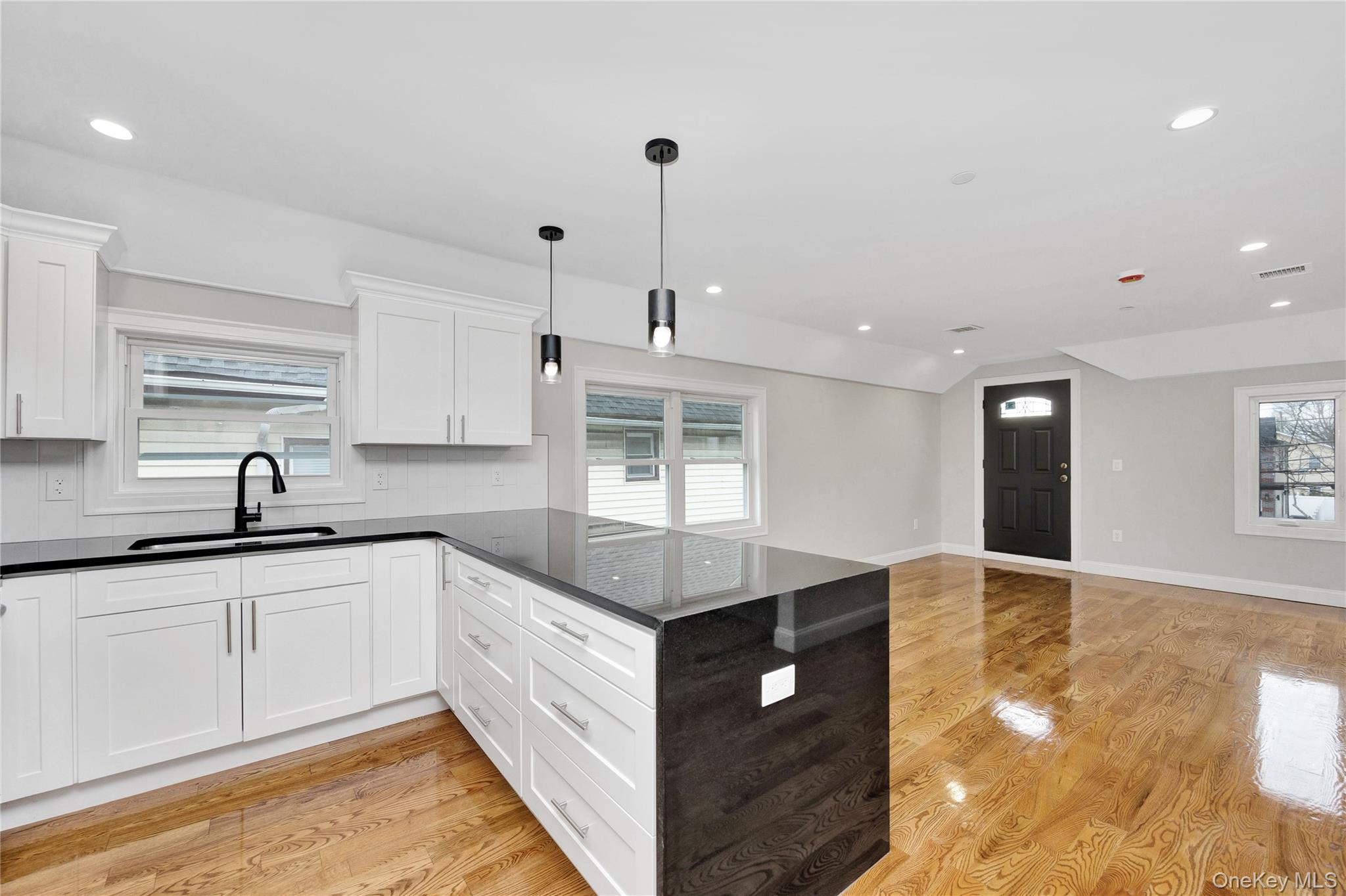 14521 GUY R BREWER Boulevard, Springfield Gardens, NY 11434