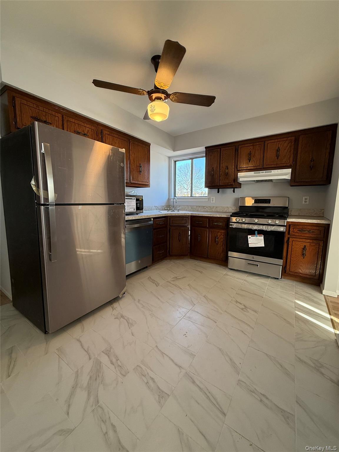 227 N Walnut Street, Massapequa, NY 11758