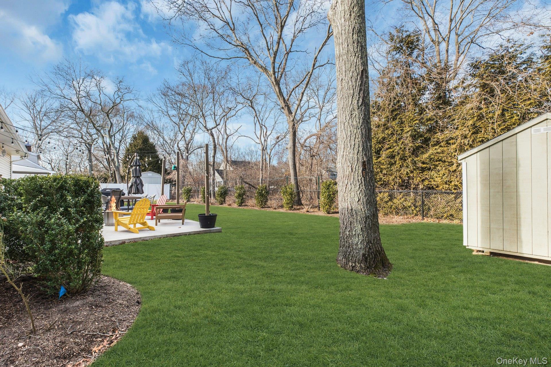 79 School Street, Hampton Bays, NY 11946