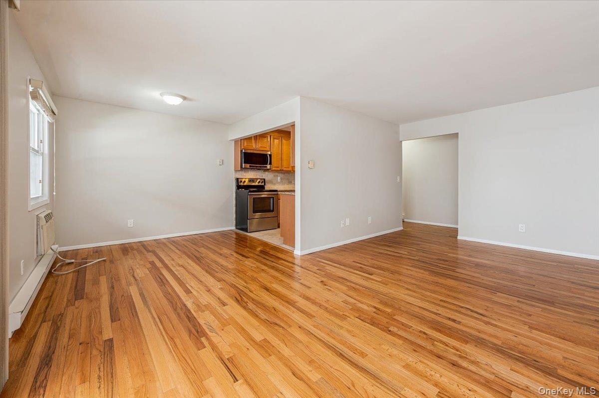 3 Germonds Village # 2, Bardonia, NY 10954