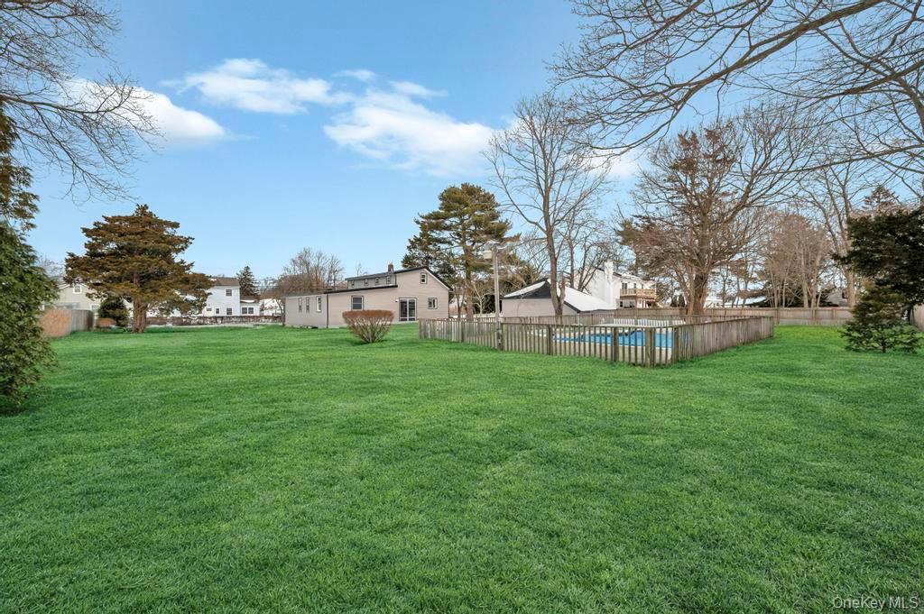 74 Lincoln Avenue, Islip Terrace, NY 11752