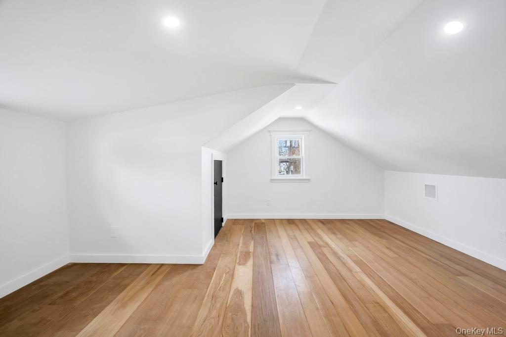 74 Lincoln Avenue, Islip Terrace, NY 11752