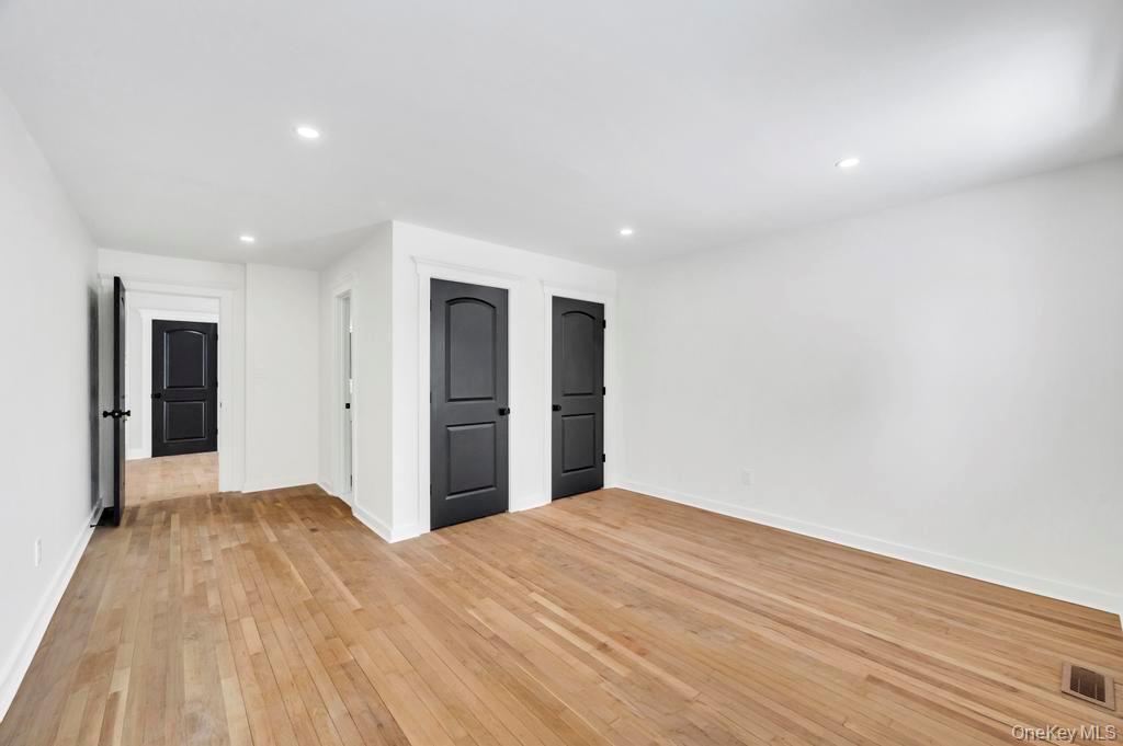 74 Lincoln Avenue, Islip Terrace, NY 11752