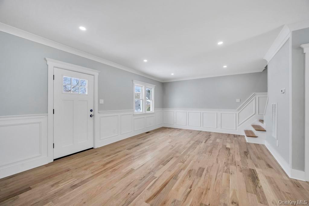 74 Lincoln Avenue, Islip Terrace, NY 11752