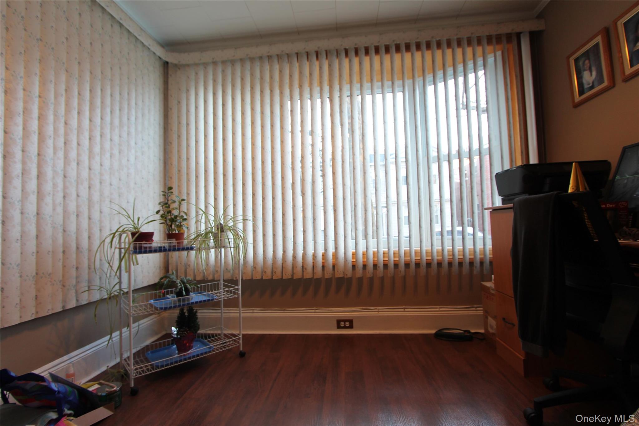 69-23 64th Place, Glendale, NY 11385