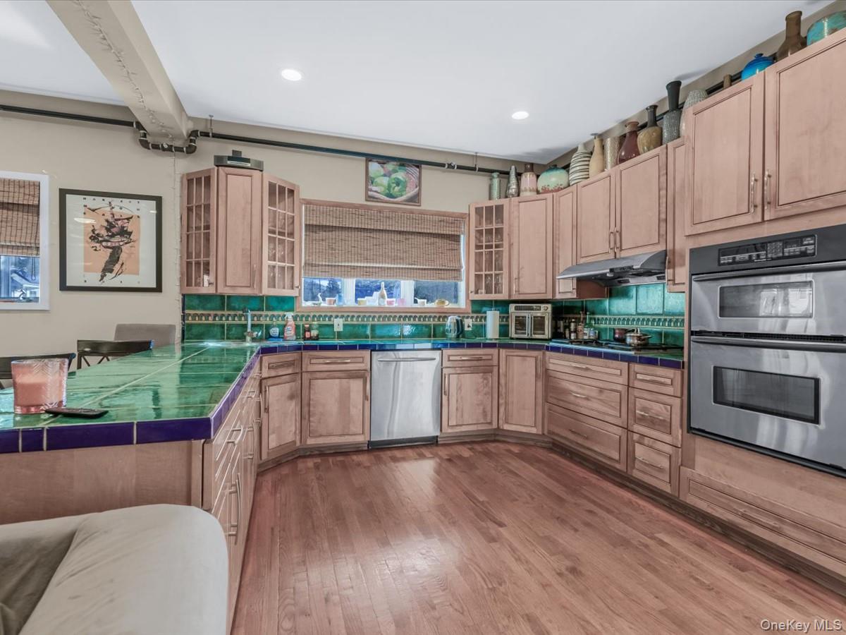 618 Jennings Avenue, West Hempstead, NY 11552