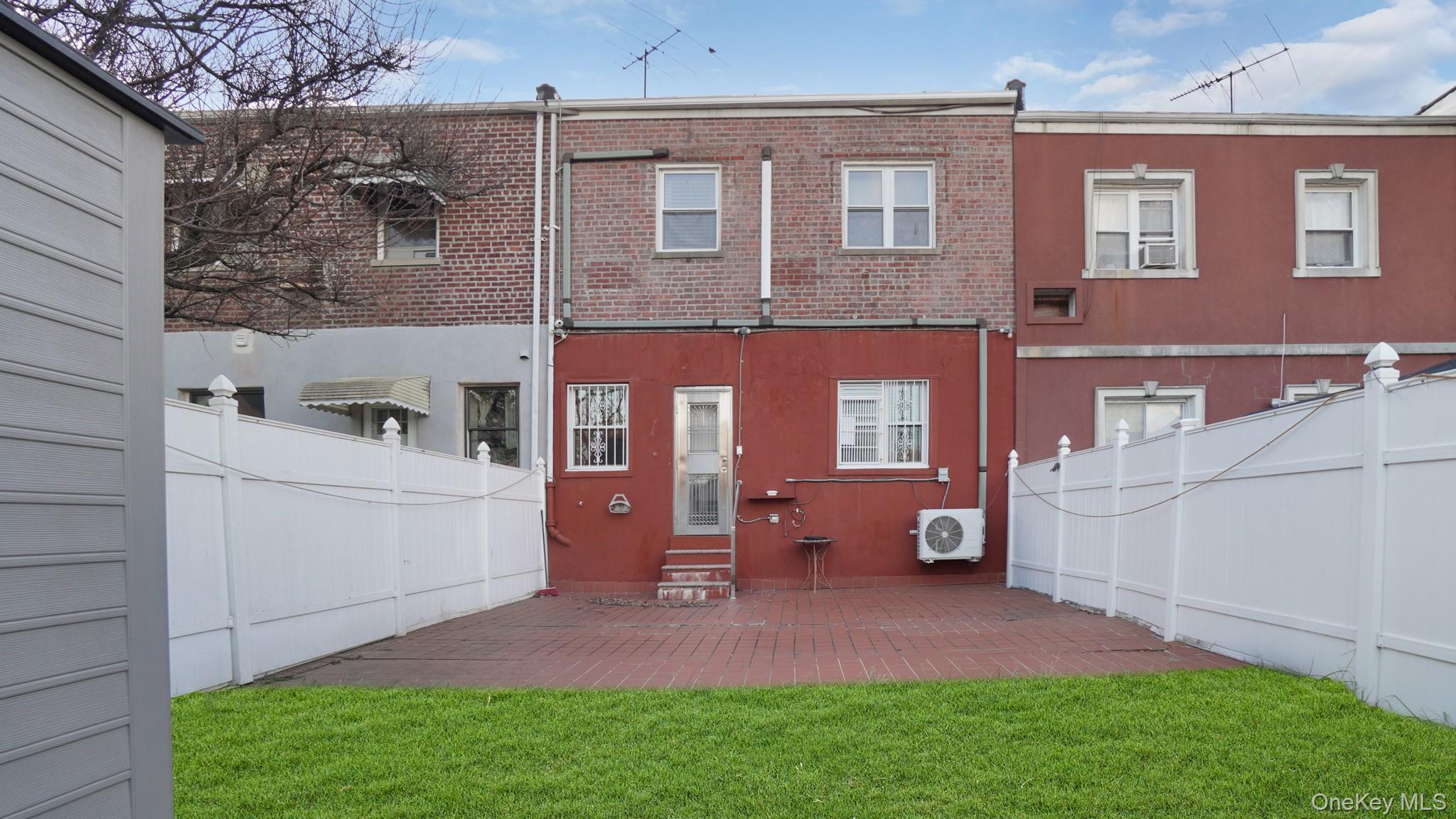 2546 Wilson Avenue, Bronx, NY 10469