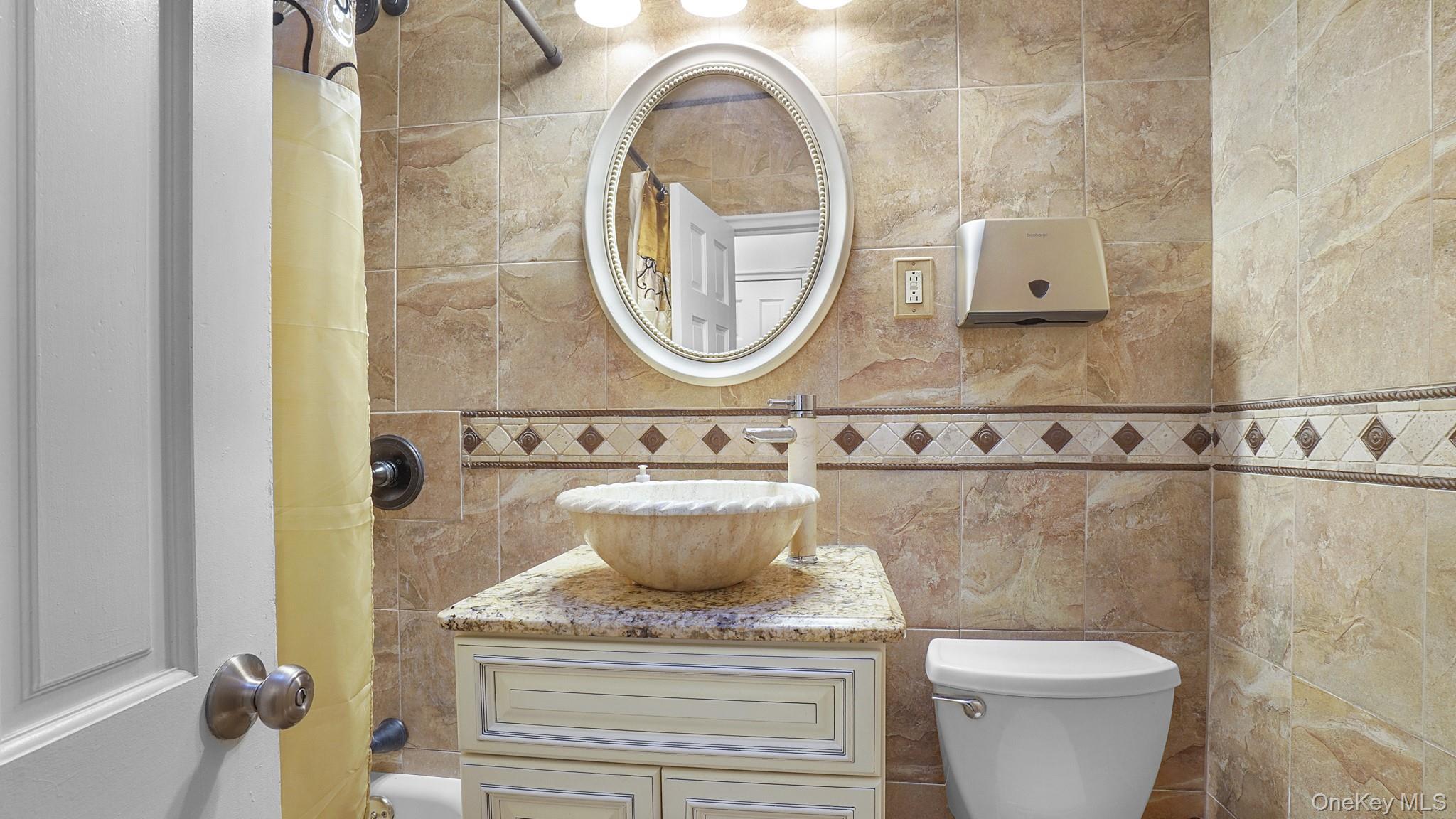 2546 Wilson Avenue, Bronx, NY 10469