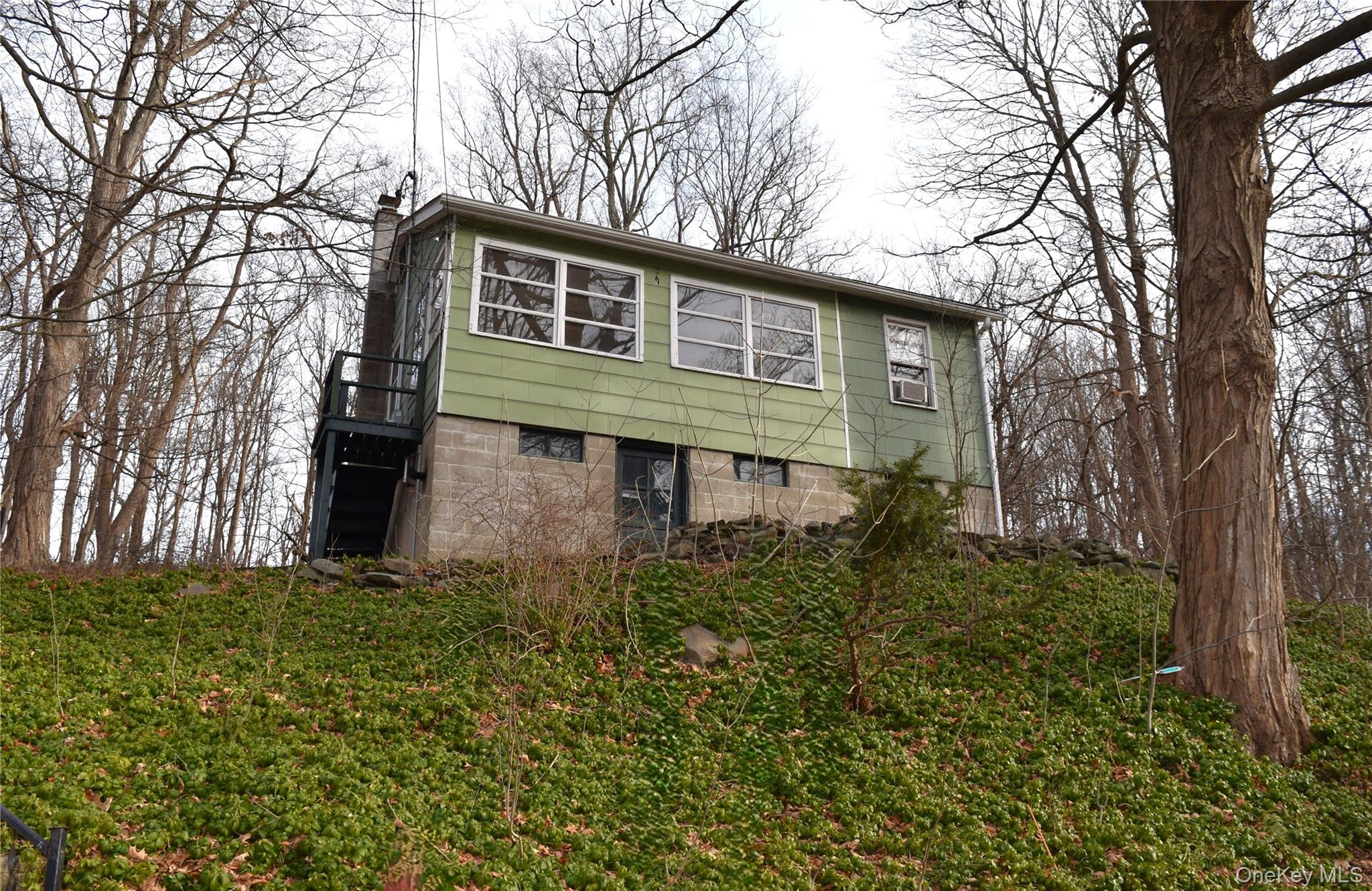 36 Paradise Hill, Highland Mills, NY 12518