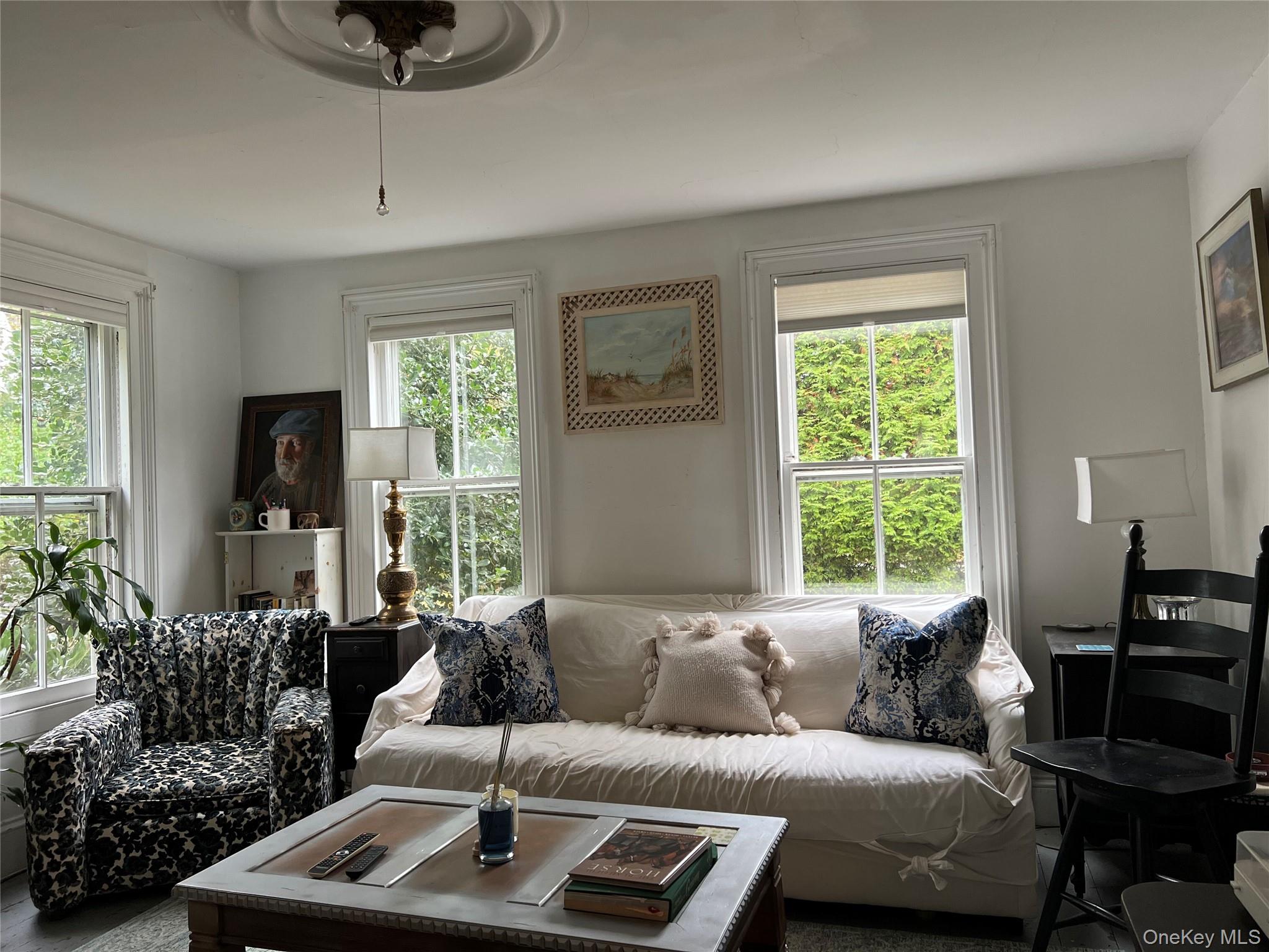 11930 Main Road, East Marion, NY 11939