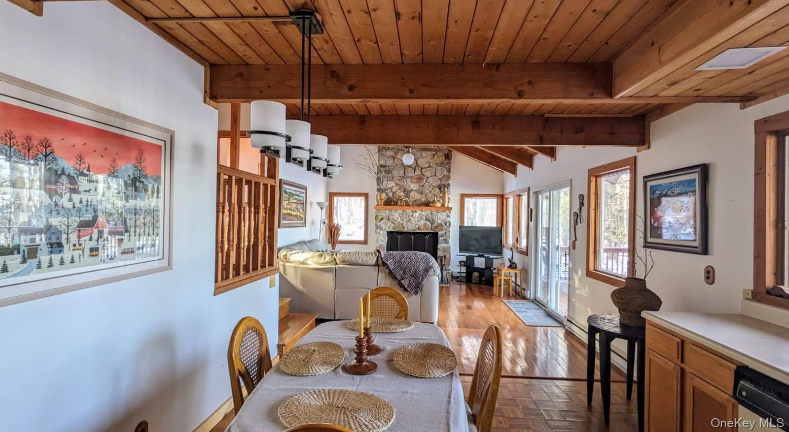 9 Canterbury Court, White Lake, NY 12720